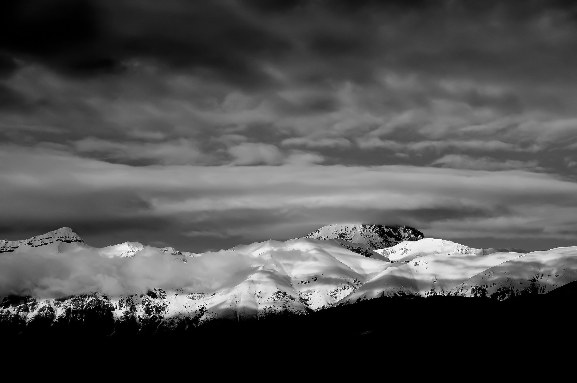 B&W (Massiccio del Gran Sasso)