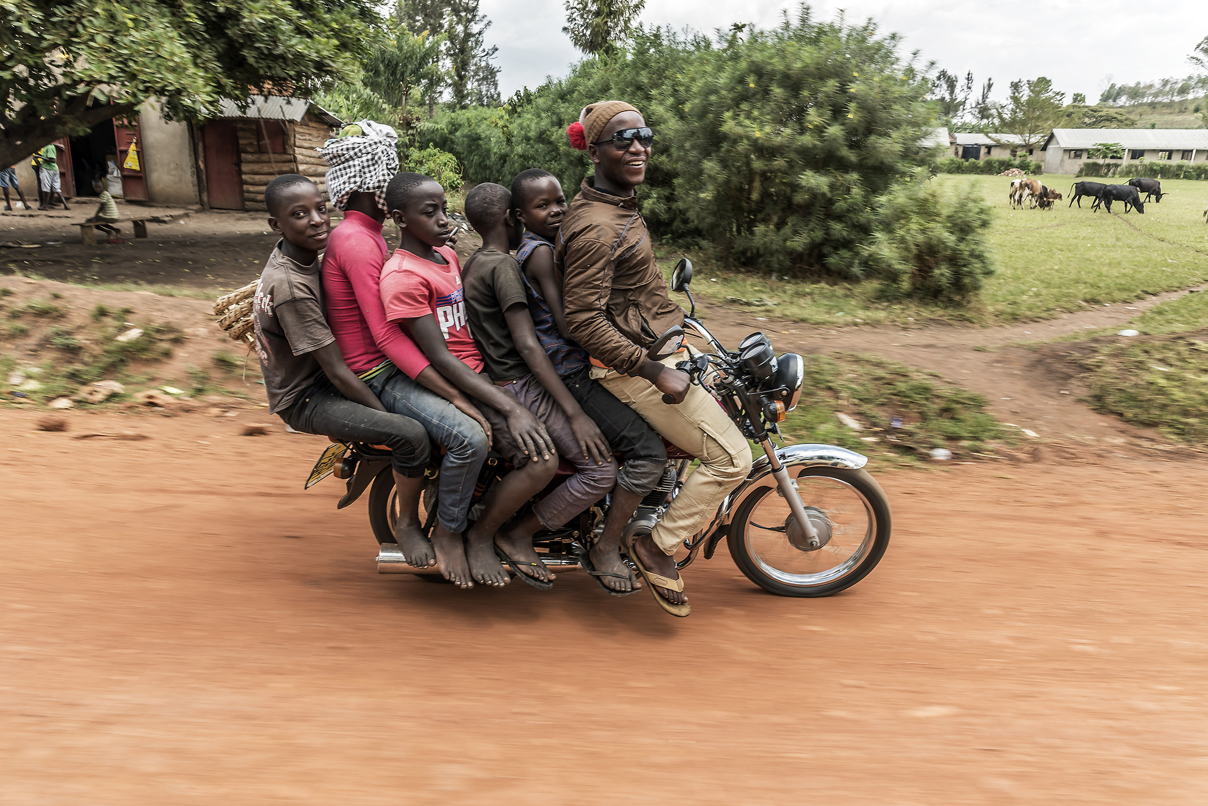 6 seats (Uganda)