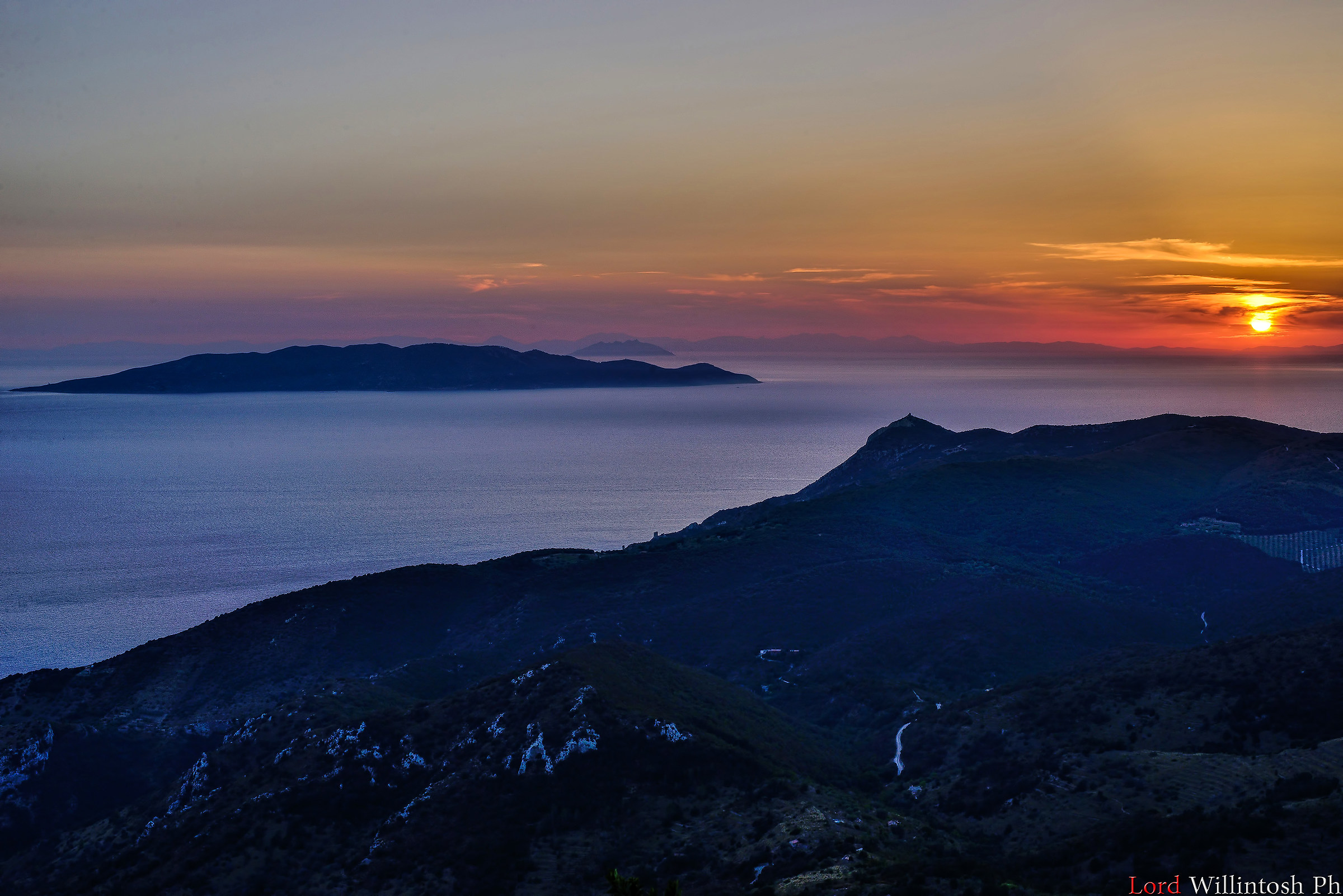 Tramonto dalla cima del Monte Argentario