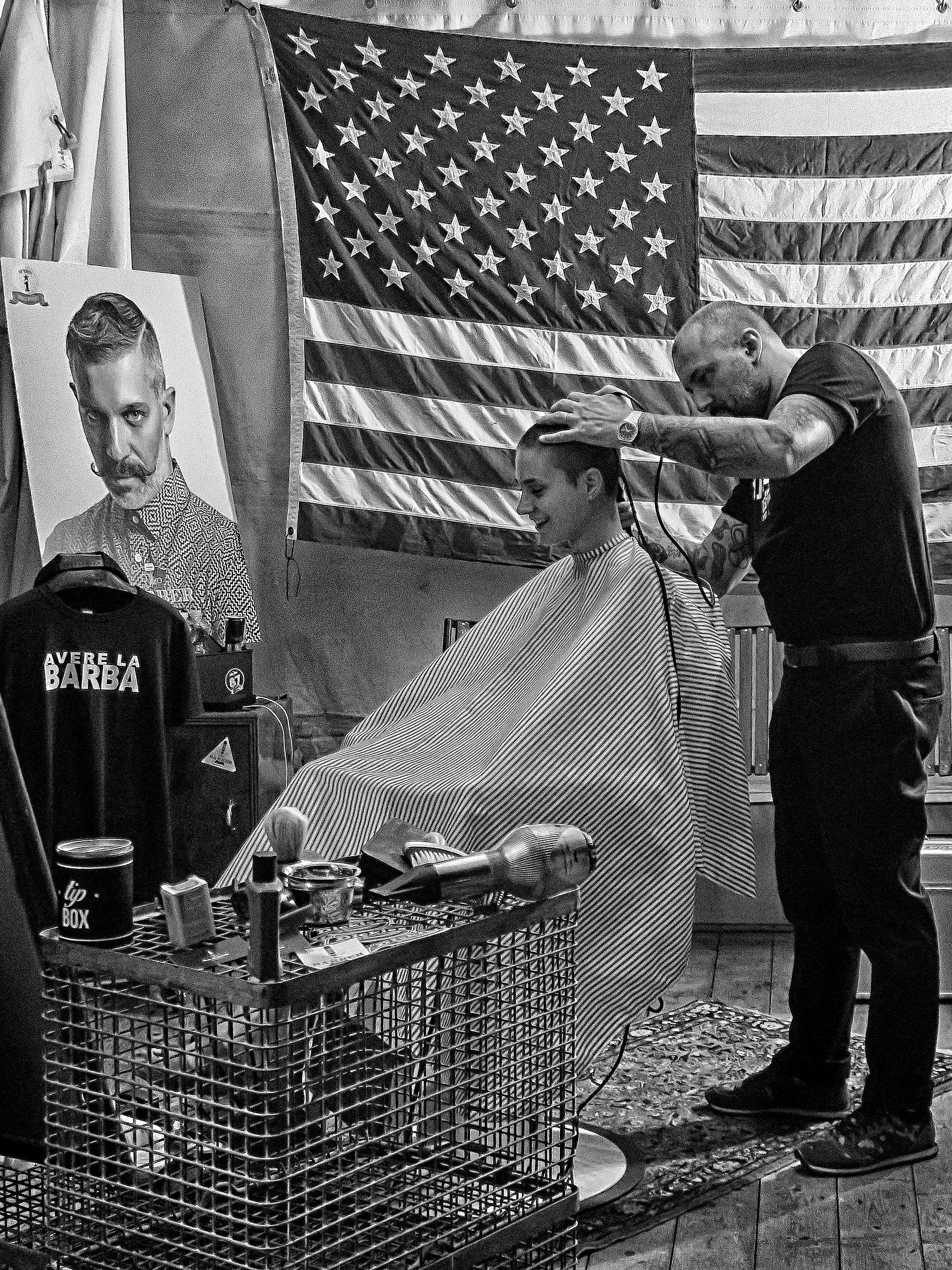 Barber Shop bw