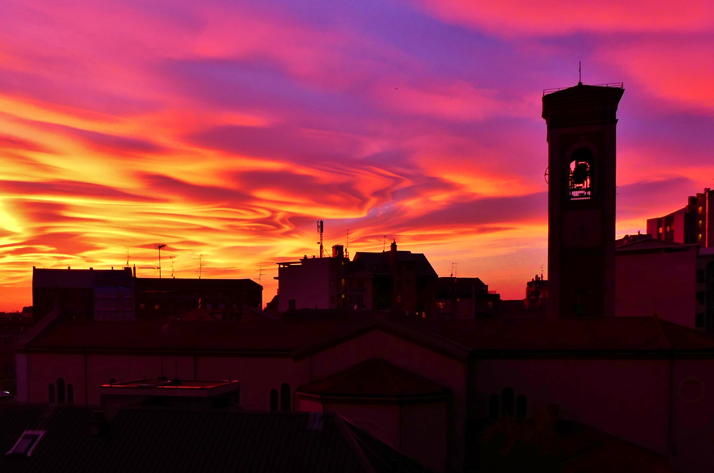 Incredible sunset over Milan!