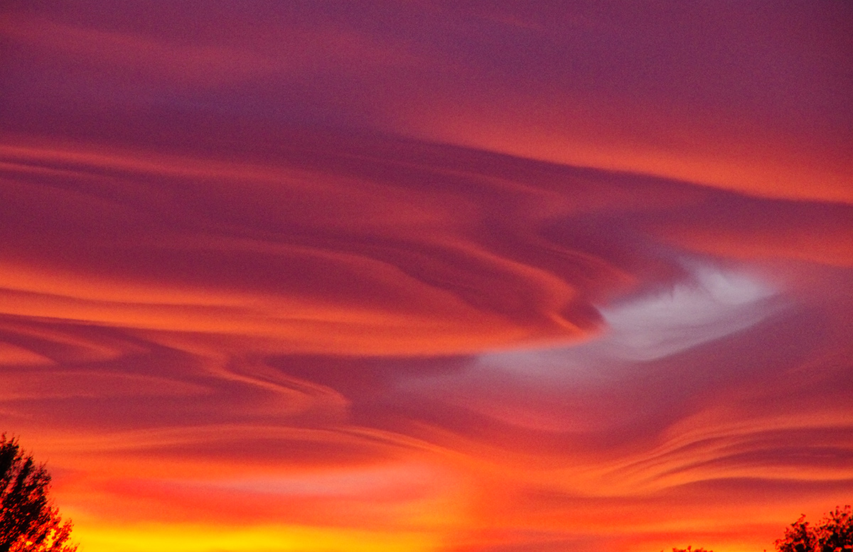 Inflationed sunset October 29, 2017 (detail)