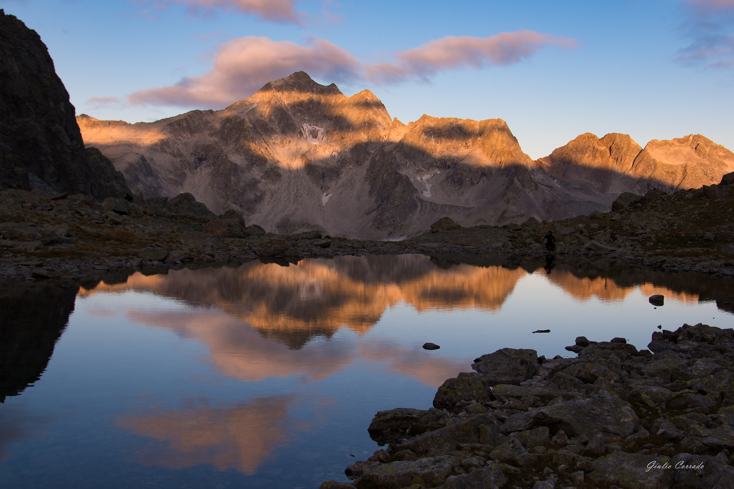 Prime luci sul Corno Baitone