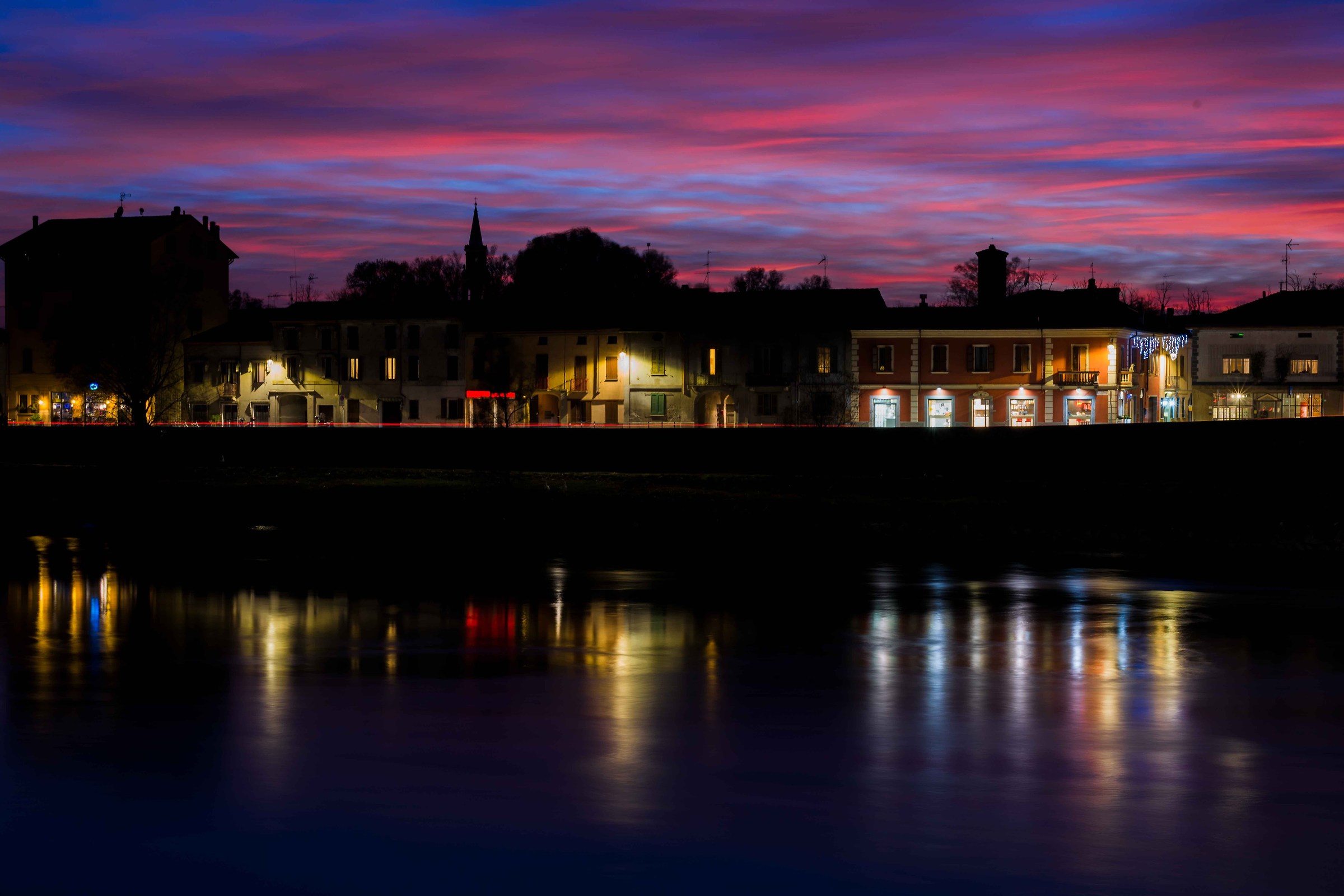 Tramonto sul fiume Adda