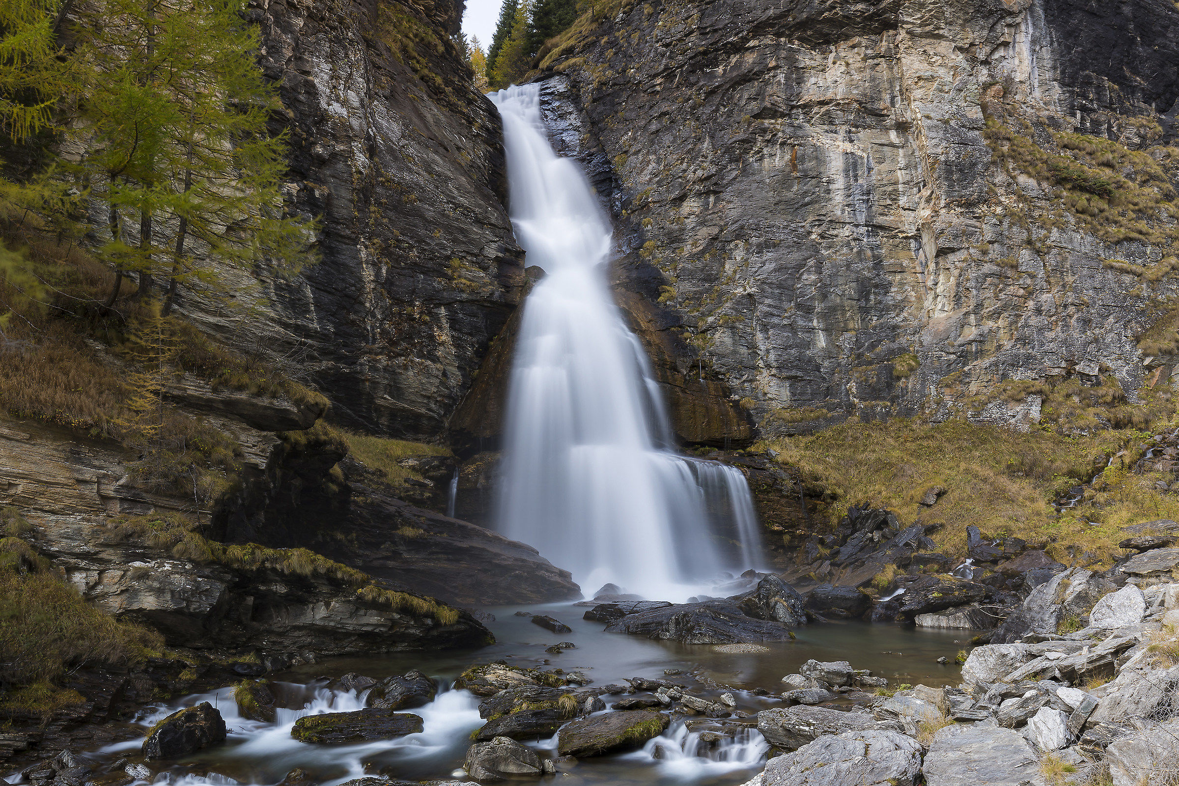 Cascata del "Devero"   (Val d'Ossola)
