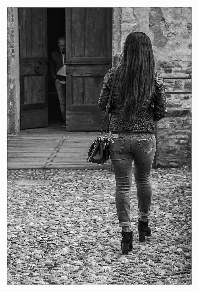 L'uomo dietro la porta