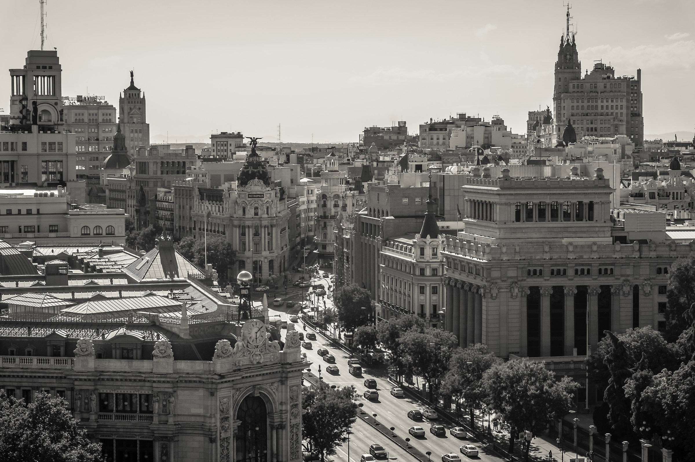 Madrid in white and black