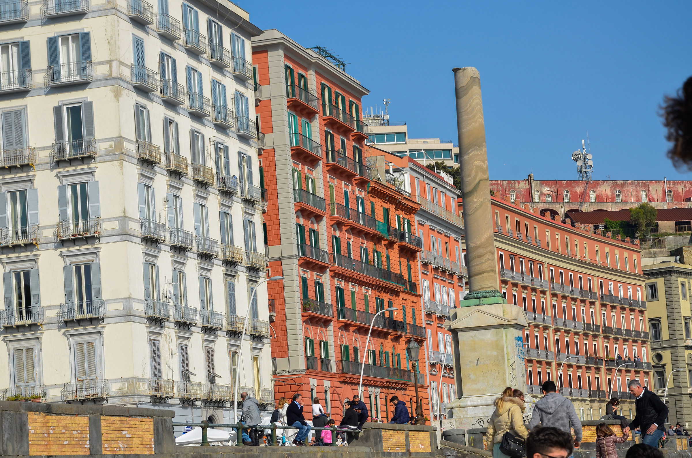 la famosa colonna spezzata