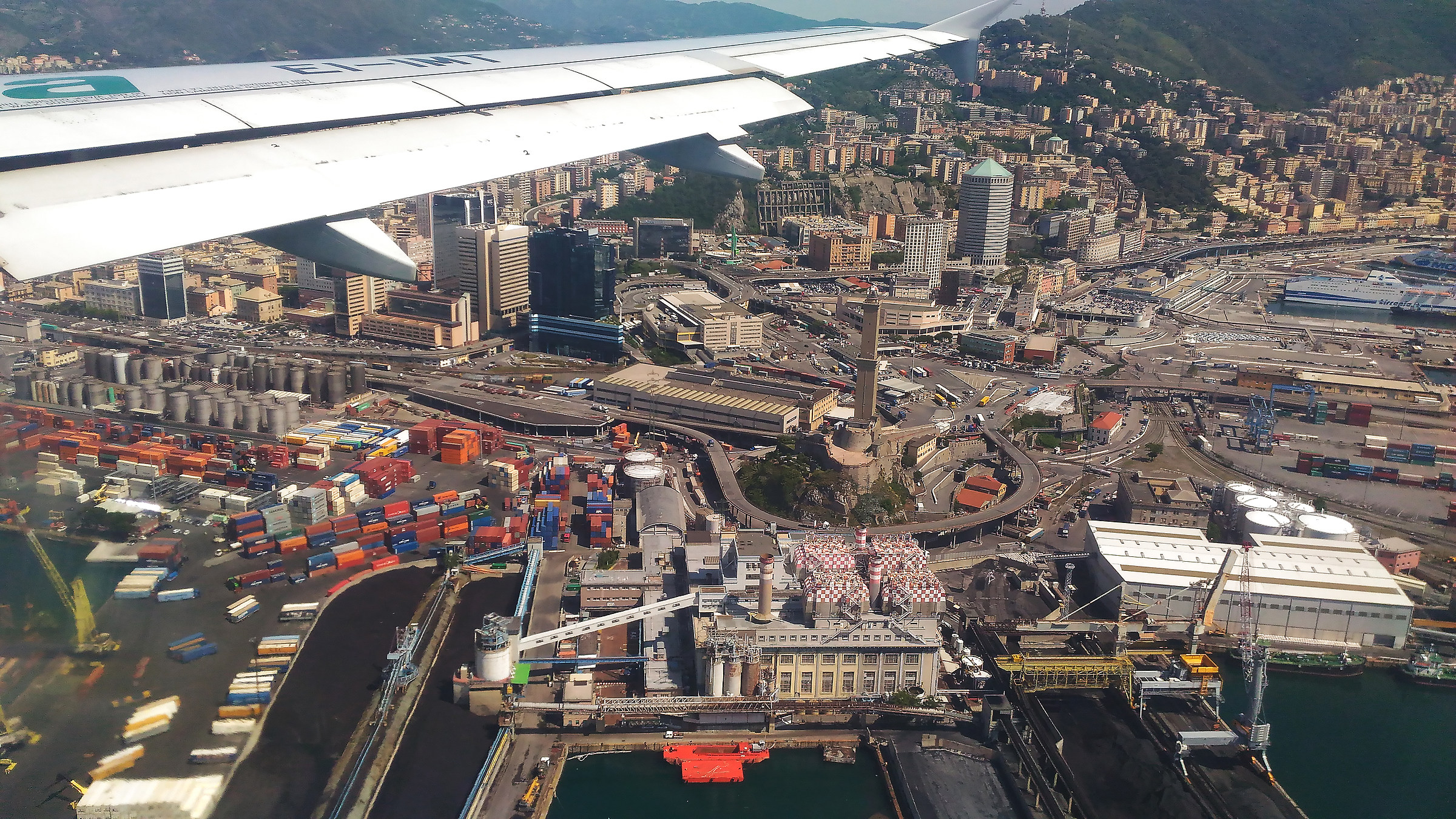 Landing in Genoa LAnterna