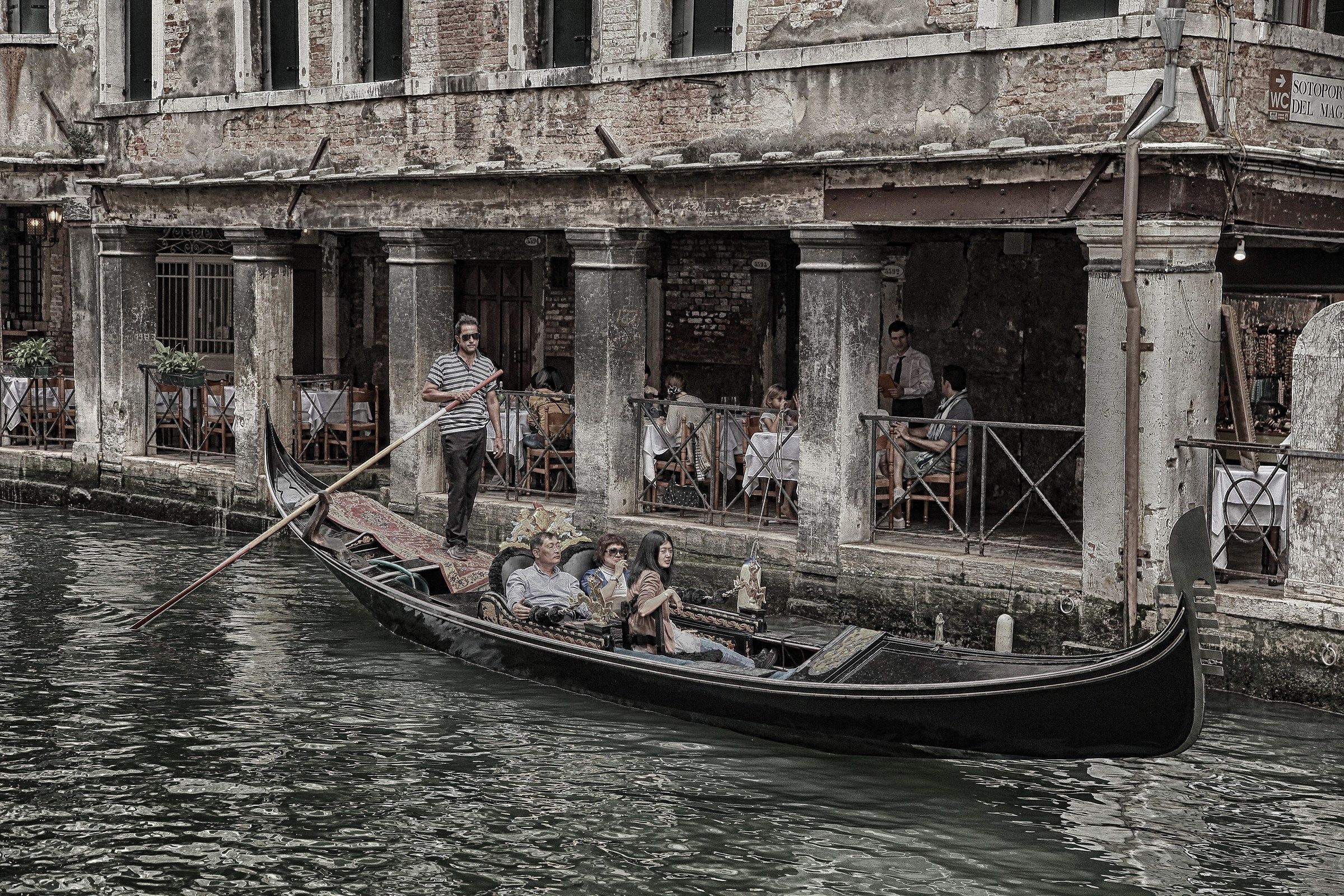 In gondola o al ristorante?