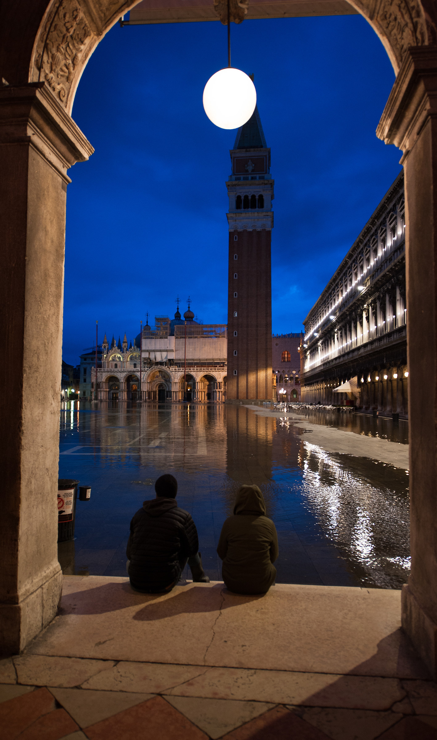venice the lamppost and you ....