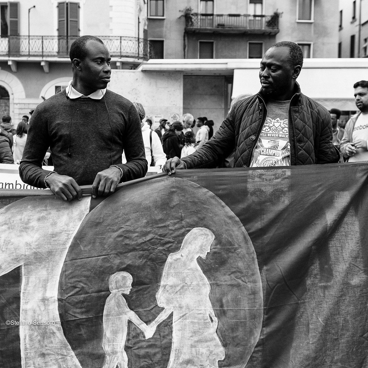 marching for the welcome - manifestation