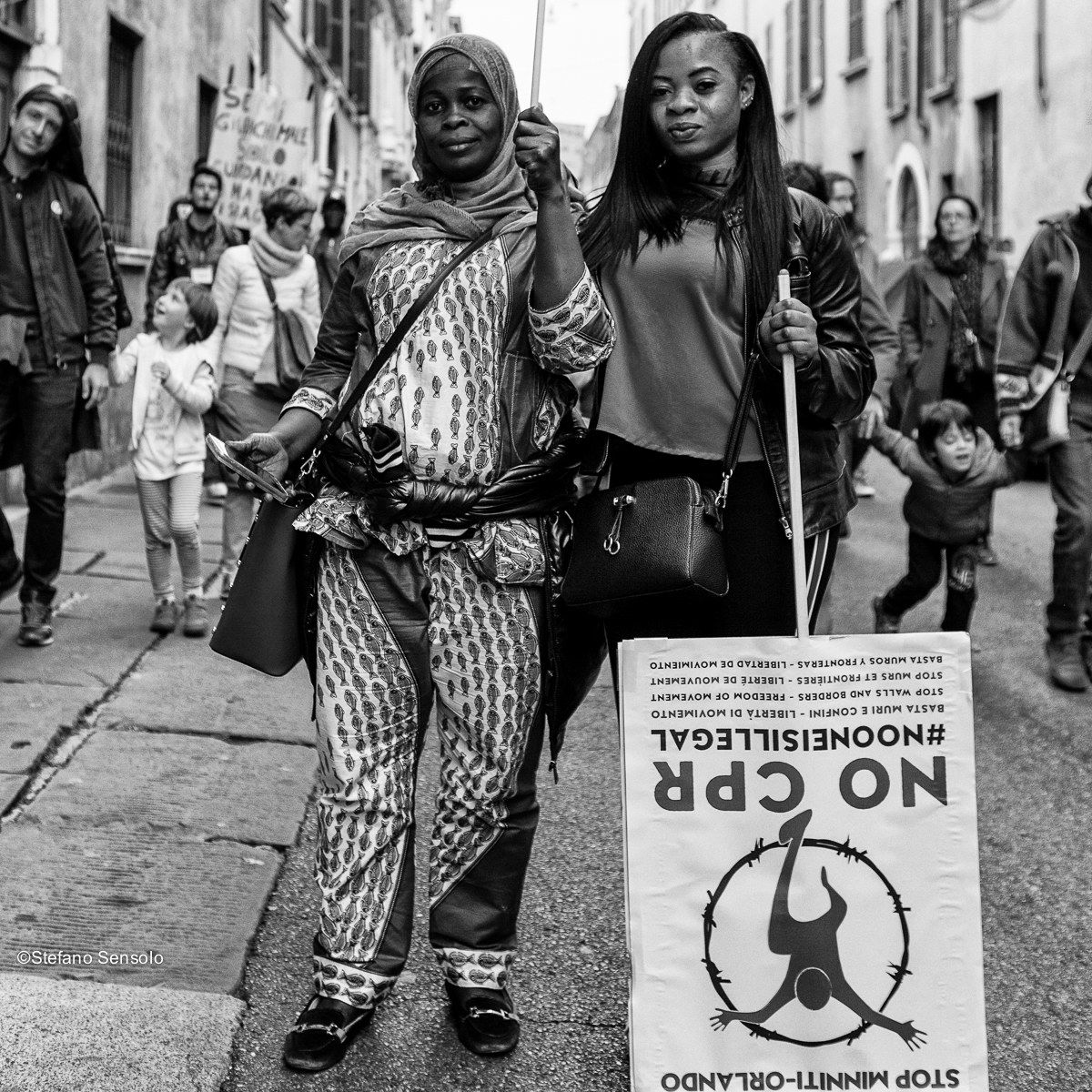 marching for the welcome - manifestation