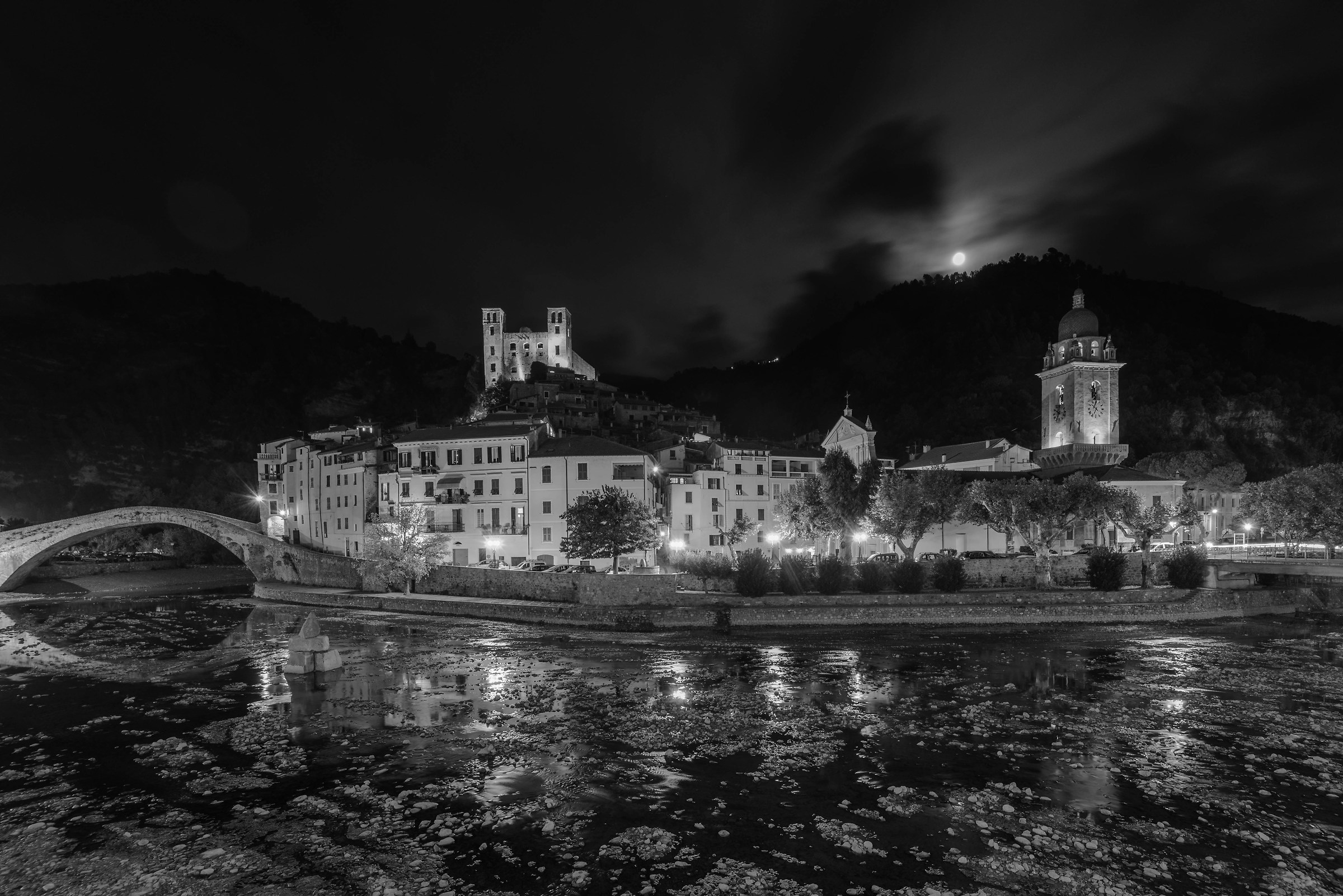 Dolceacqua b&w