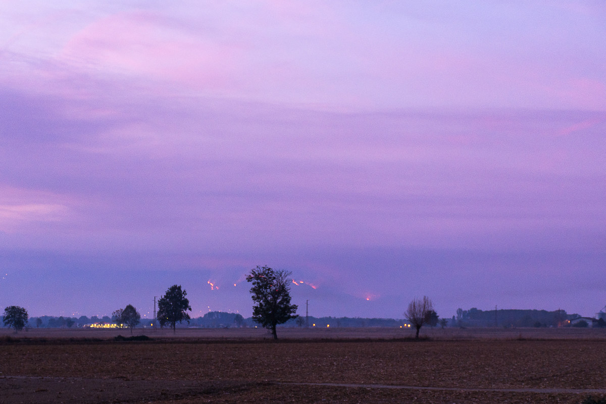 Fuoco al tramonto
