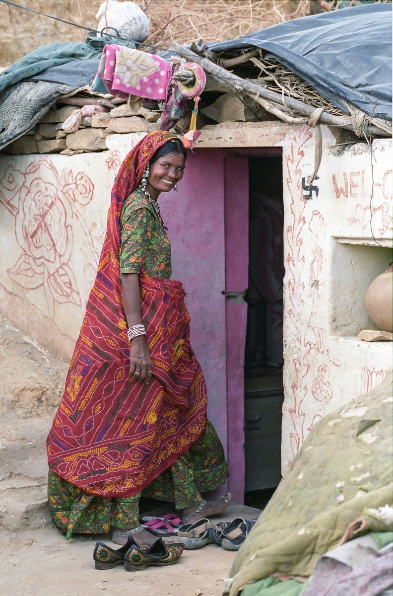 Jaisalmer: Woman Bhopa.