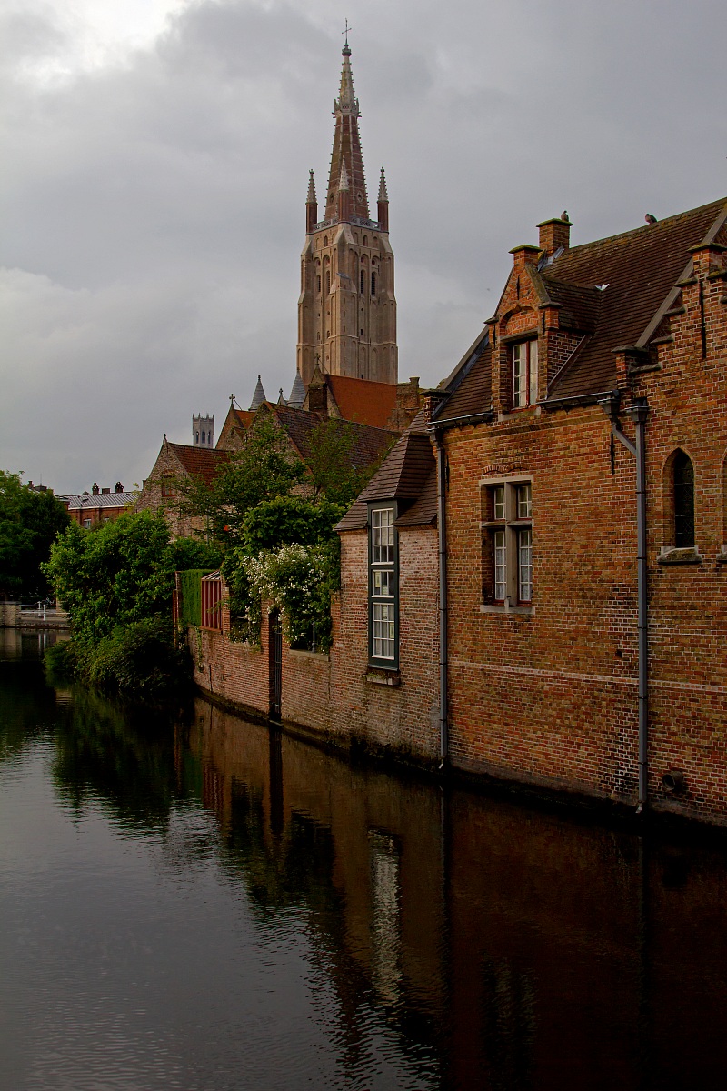 Brugge glimpse channel