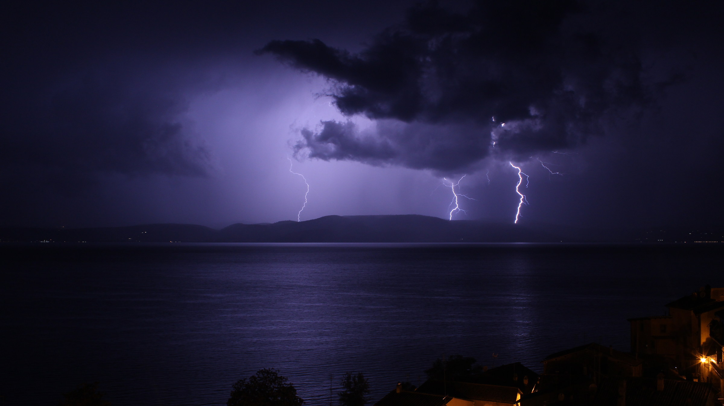 lightning around the lake