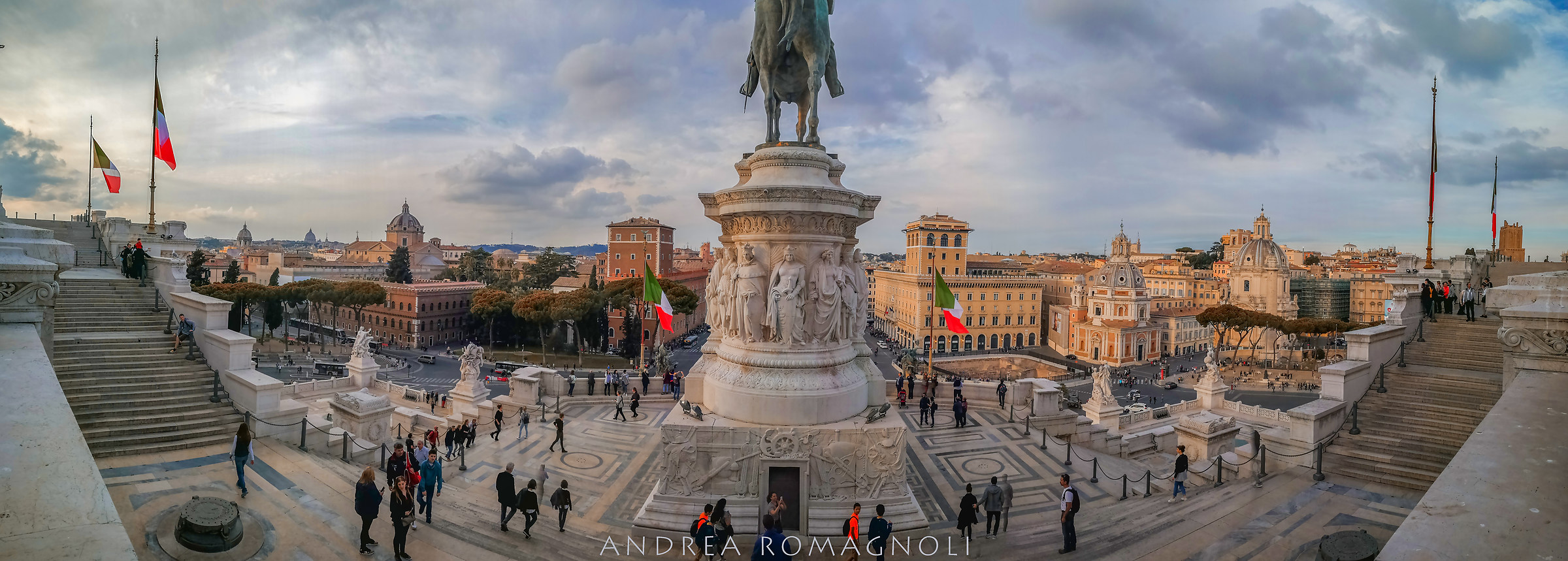 Altar of the Fatherland ...