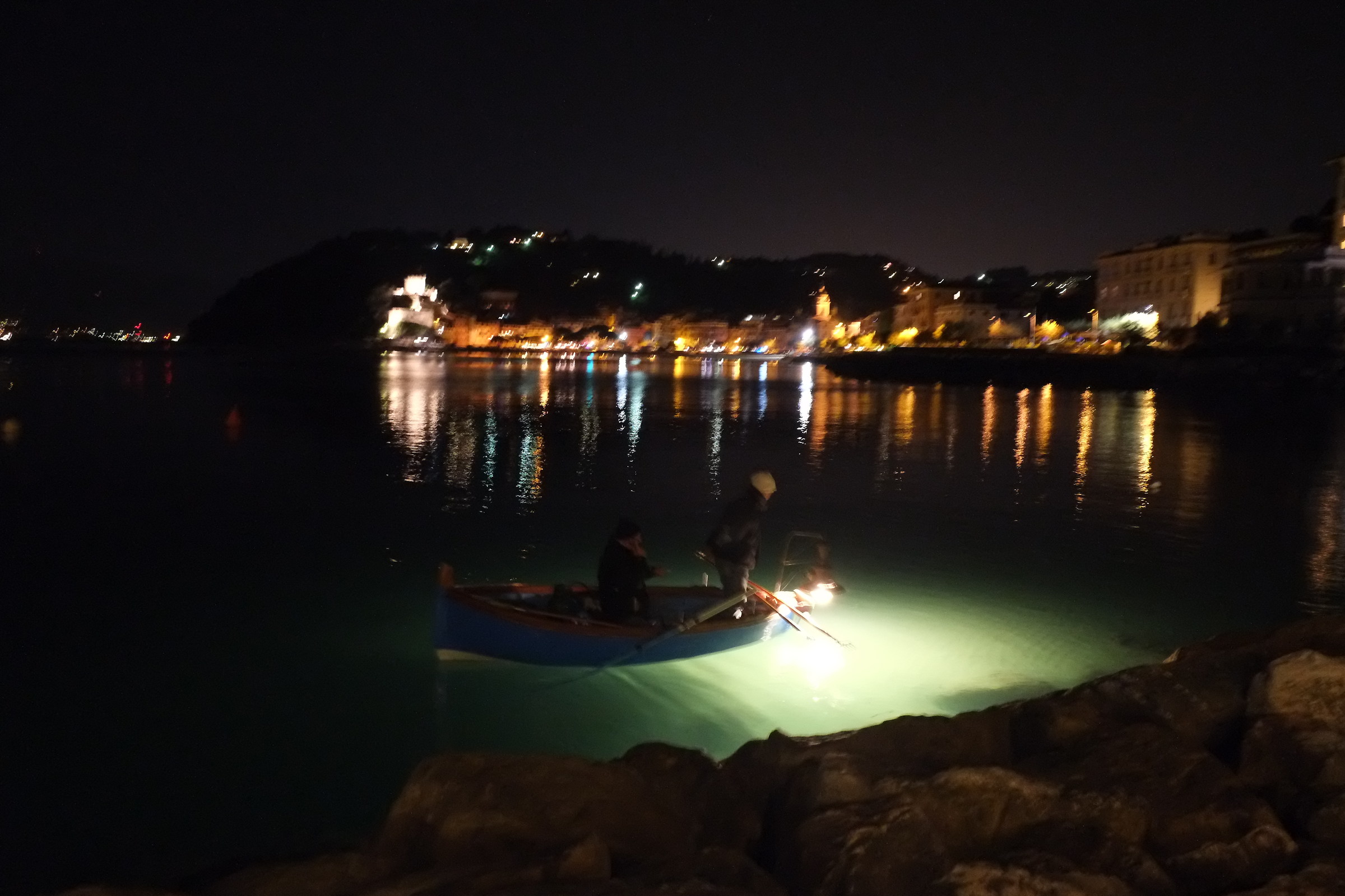 Pesca di notte