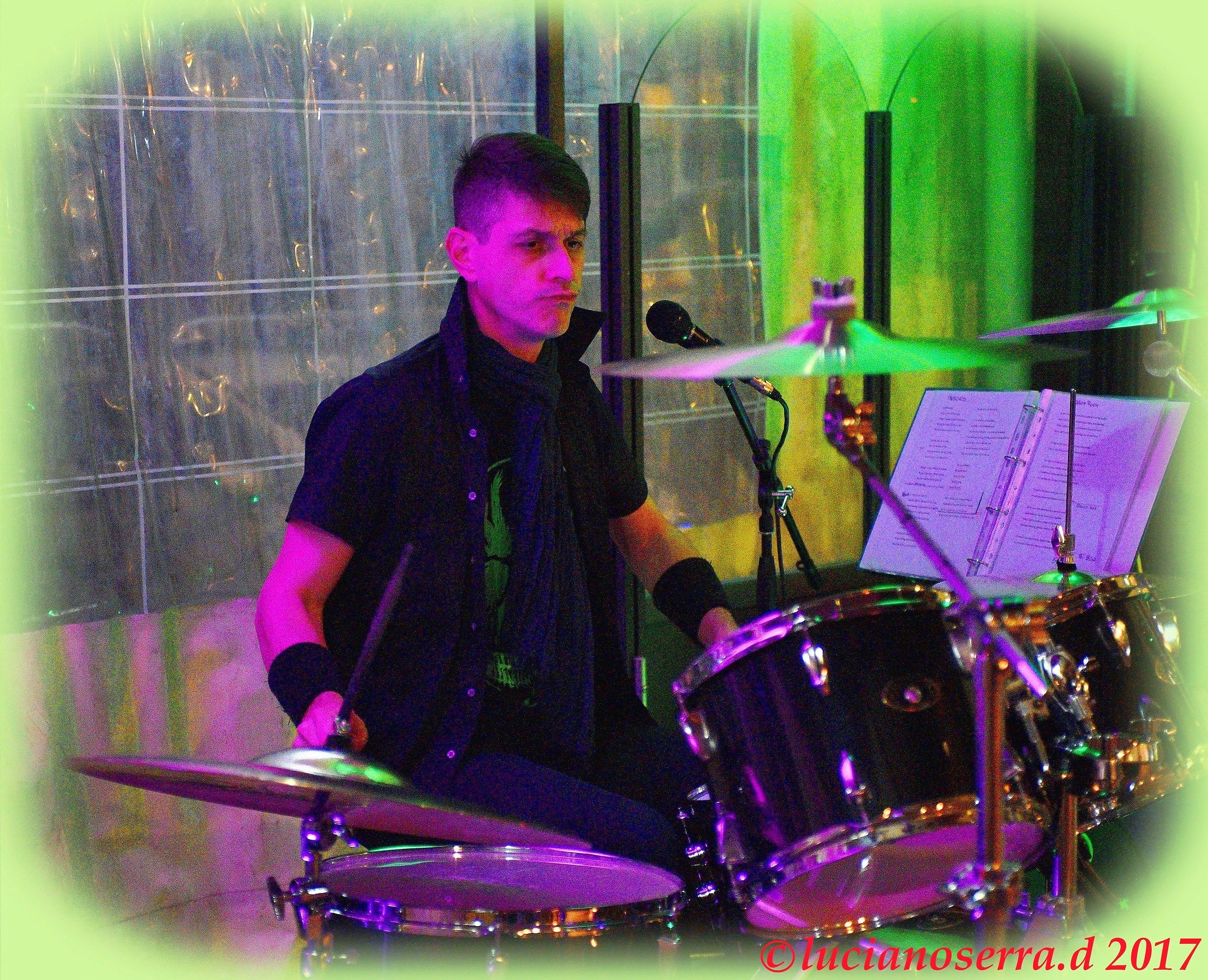 Alessandro Guerzoni - Eco Rock Cover Band