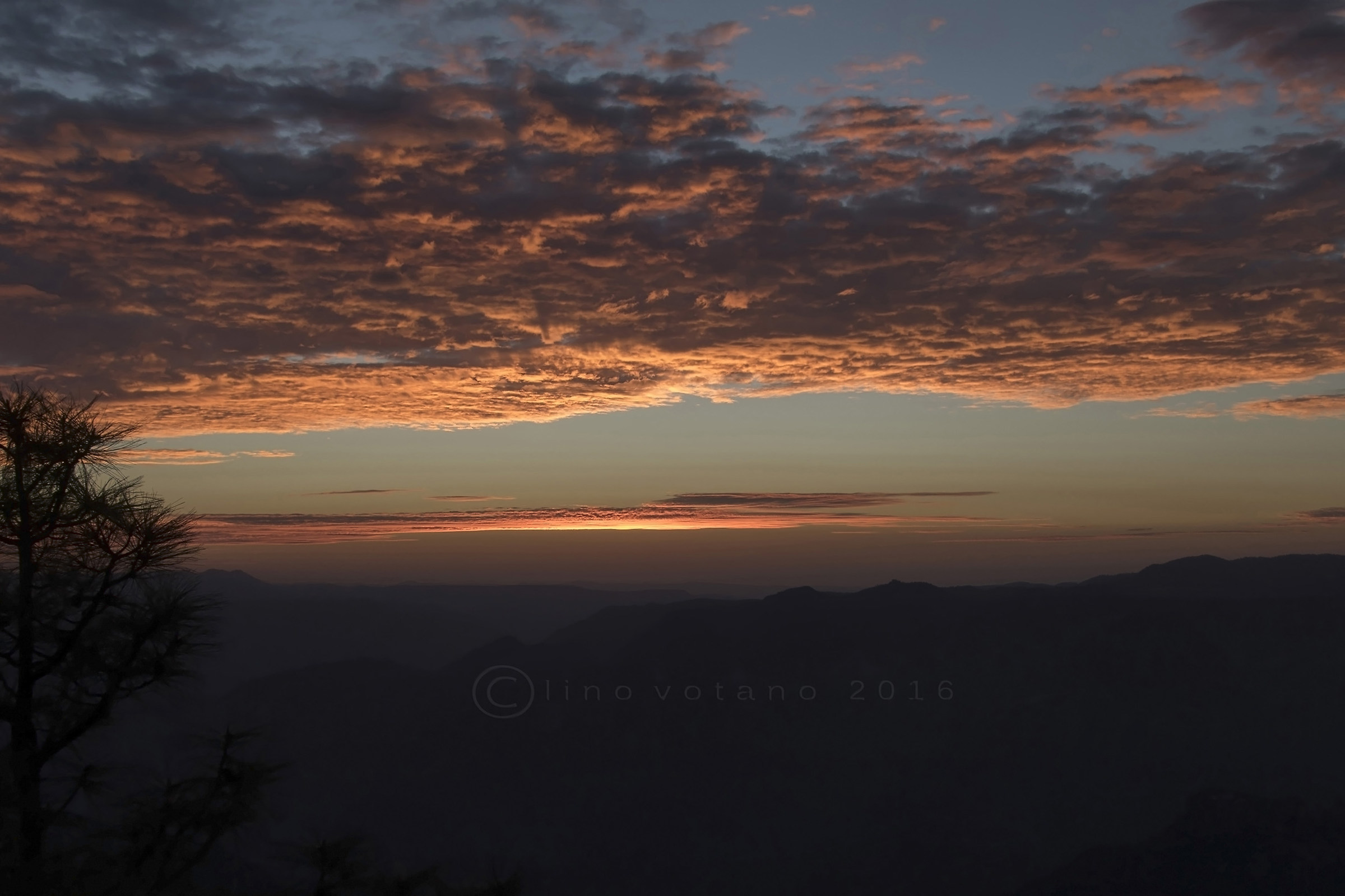 Alba nella Sierra Tarahumara-Barrancas del Cobre-Mexico