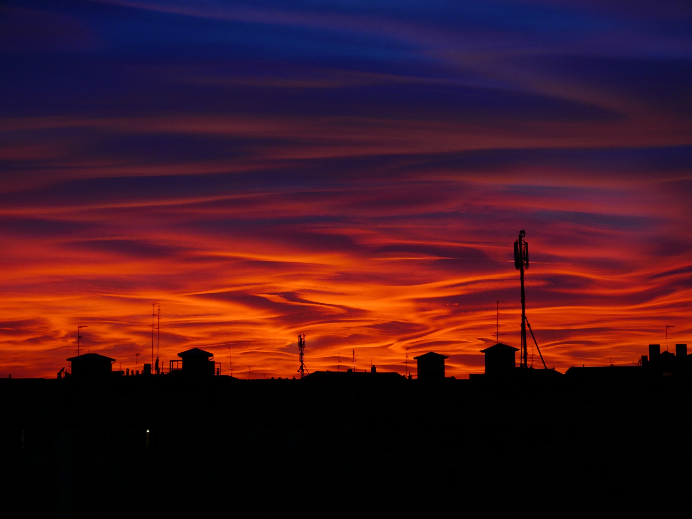 Always sunset in Milan