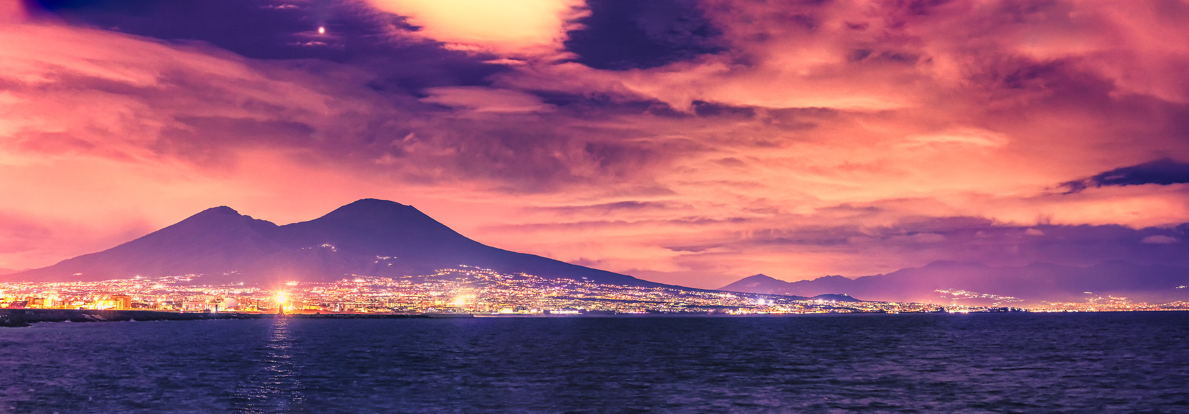 Vesuvius in the evening ..