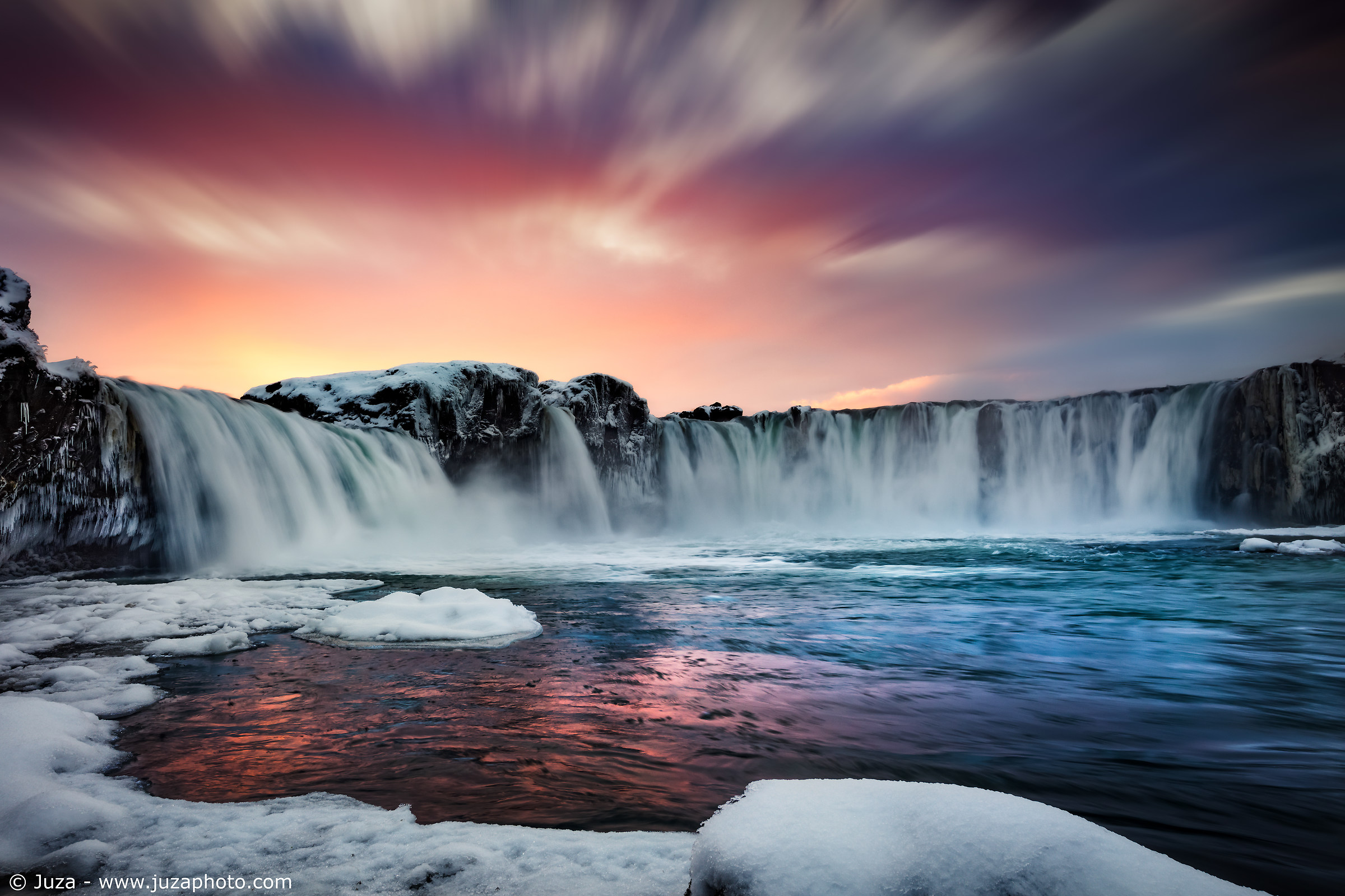 Ultime luci su Godafoss