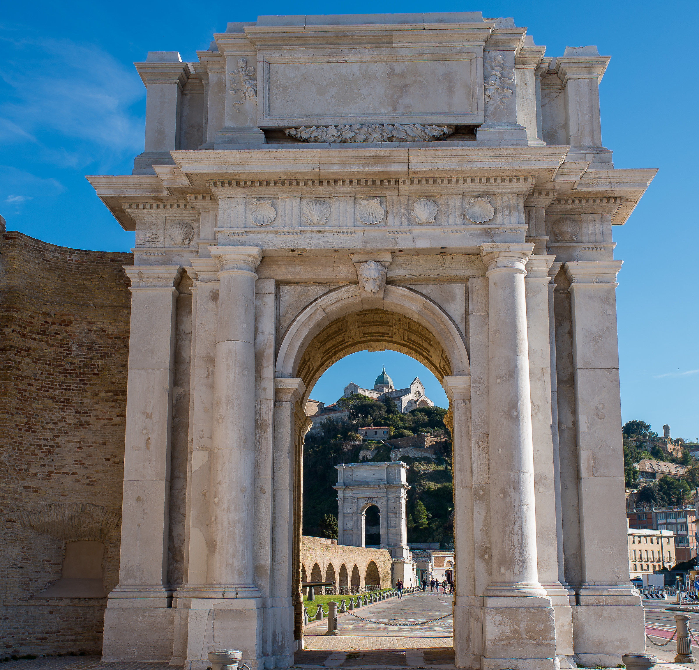 Arch Clementine, Trajan's Arch, Duomo from the Old Port