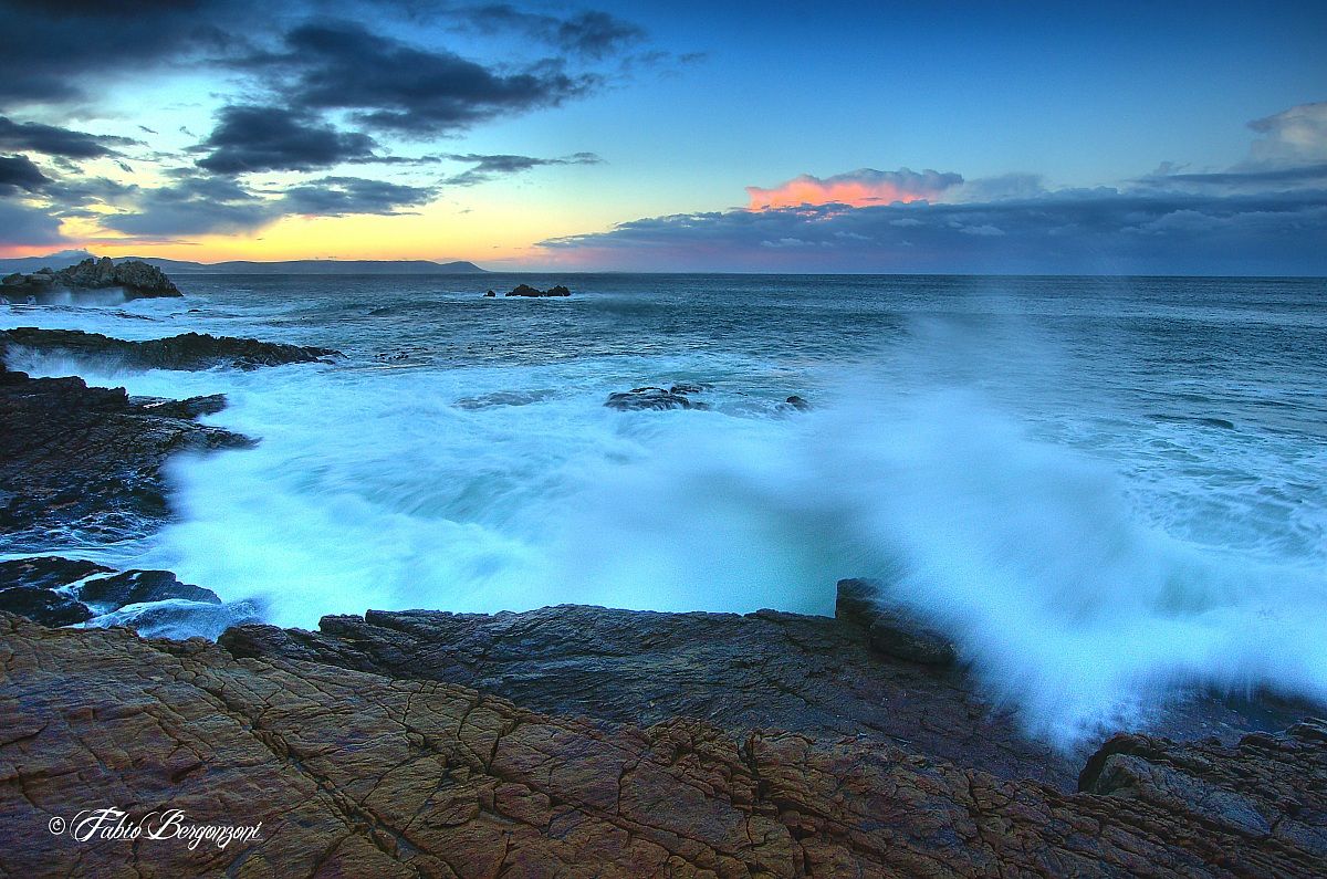 Alba dagli scogli di Hermanus verso est