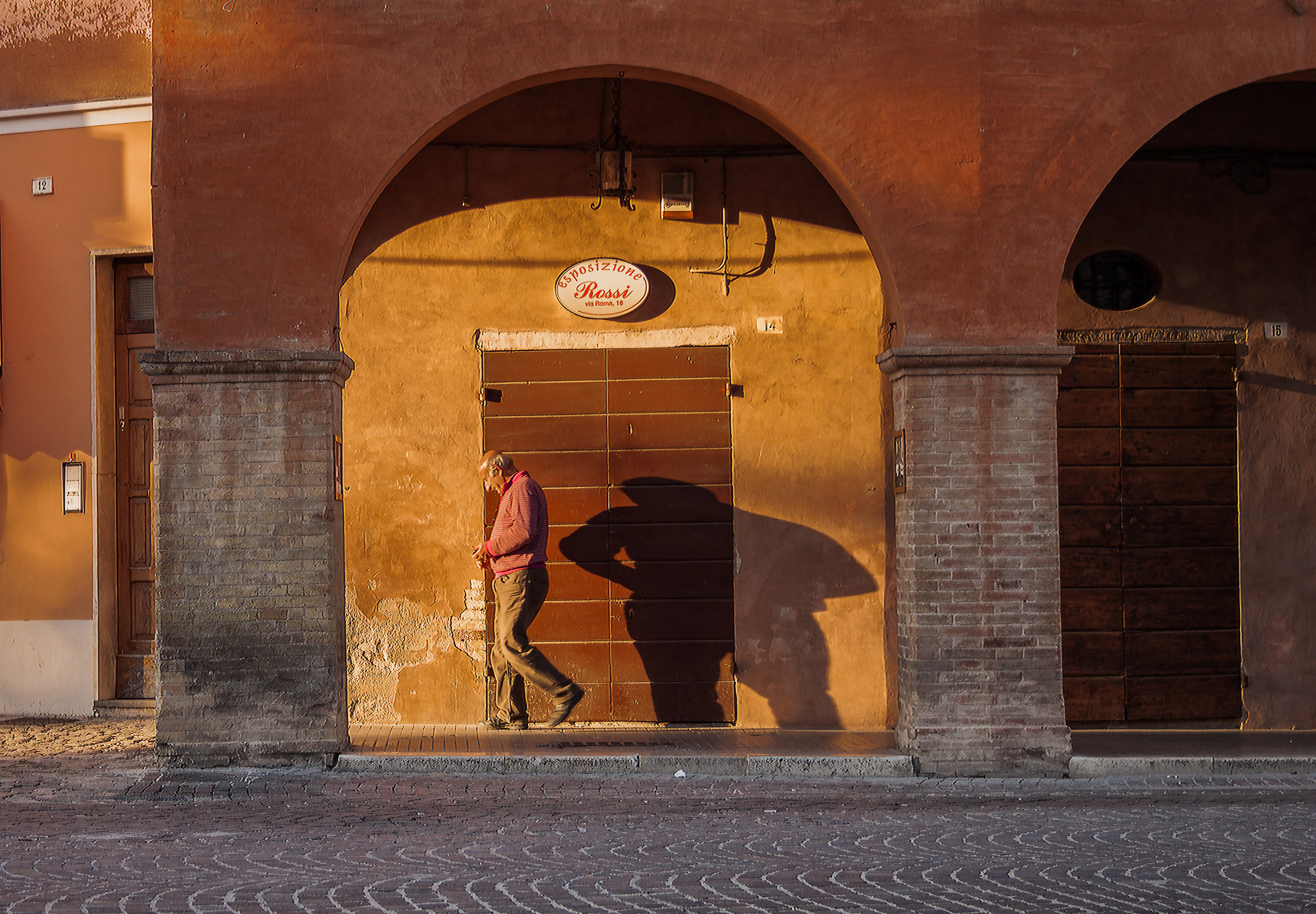 Sotto i portici di Urbania