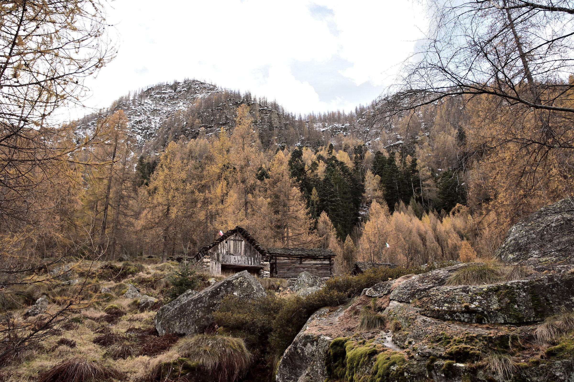 hut along the way back to the lake