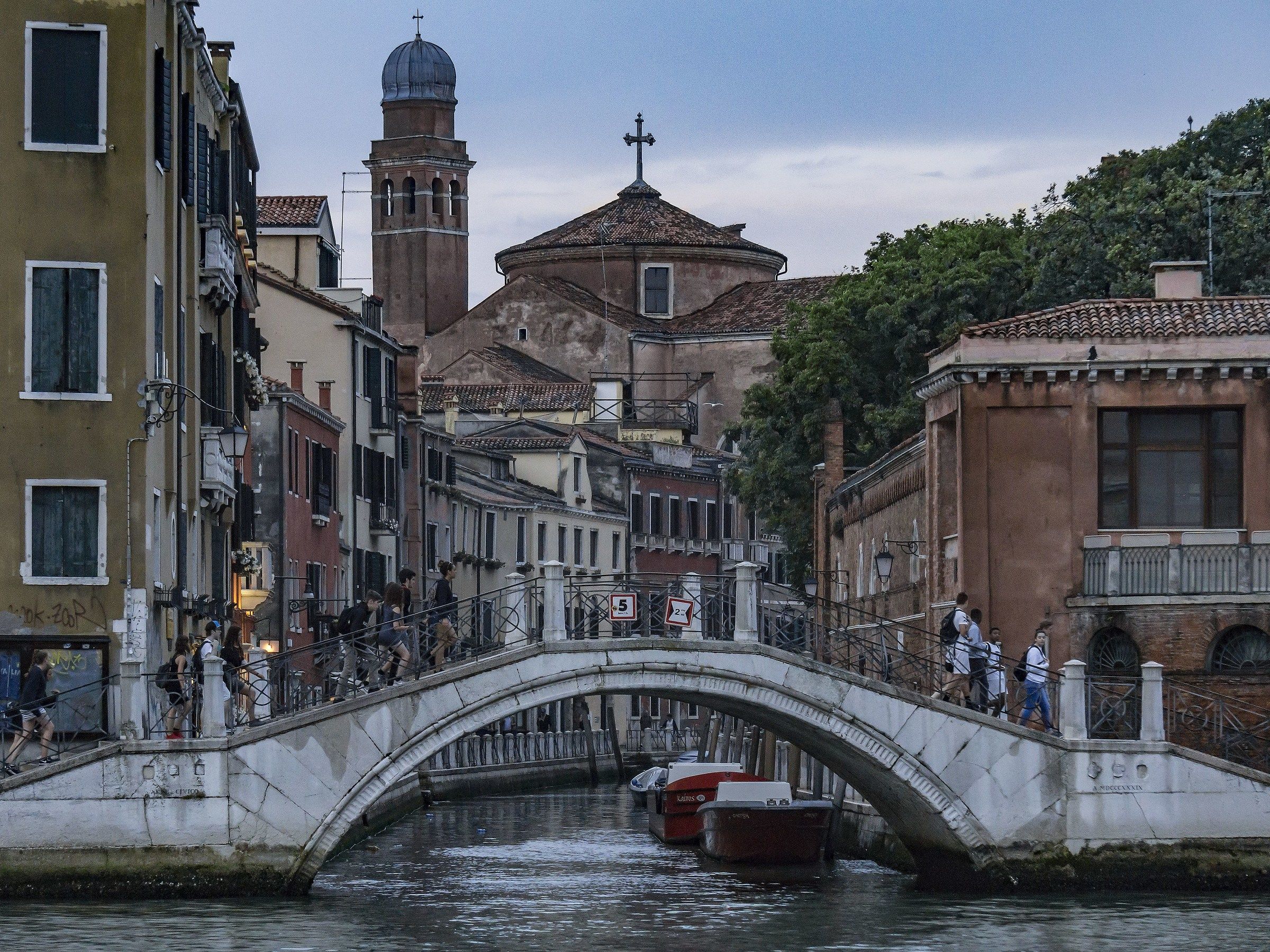 Rio della Cazziola and Tolentini Church