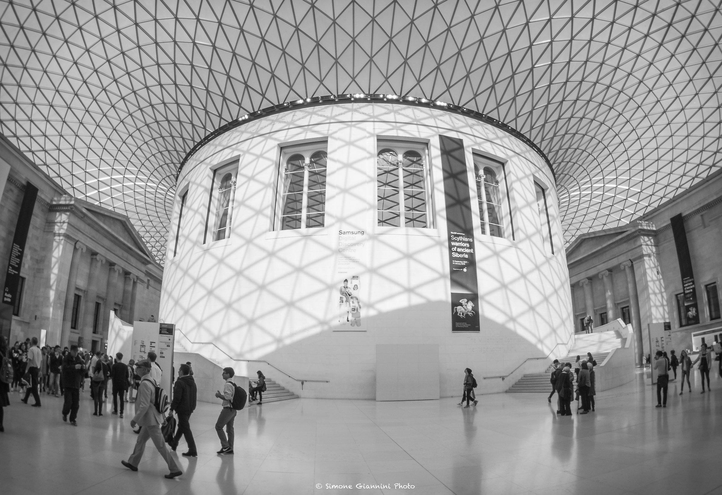 British Museum con il "tappo" 9mm fisheye