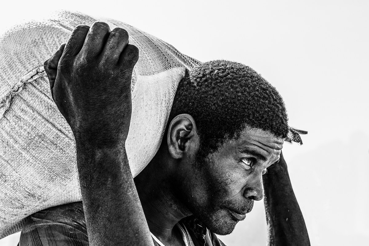 Madagascar, villaggio: buon viso a cattivo "giogo!&quot...