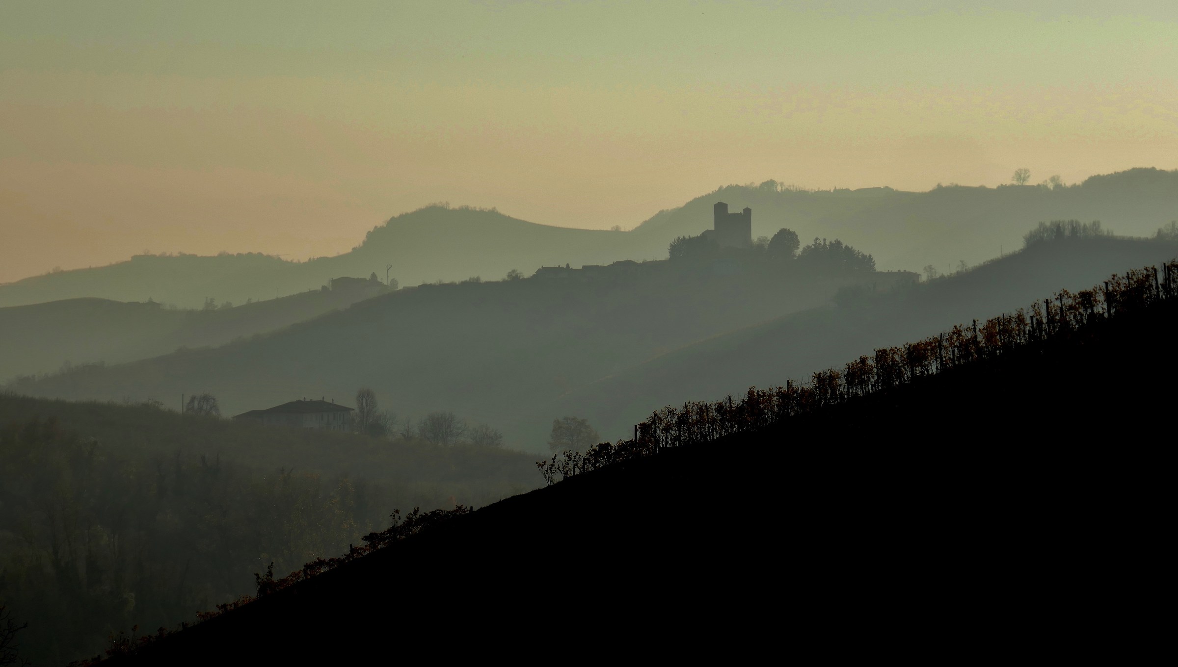 Castello di Serralunga