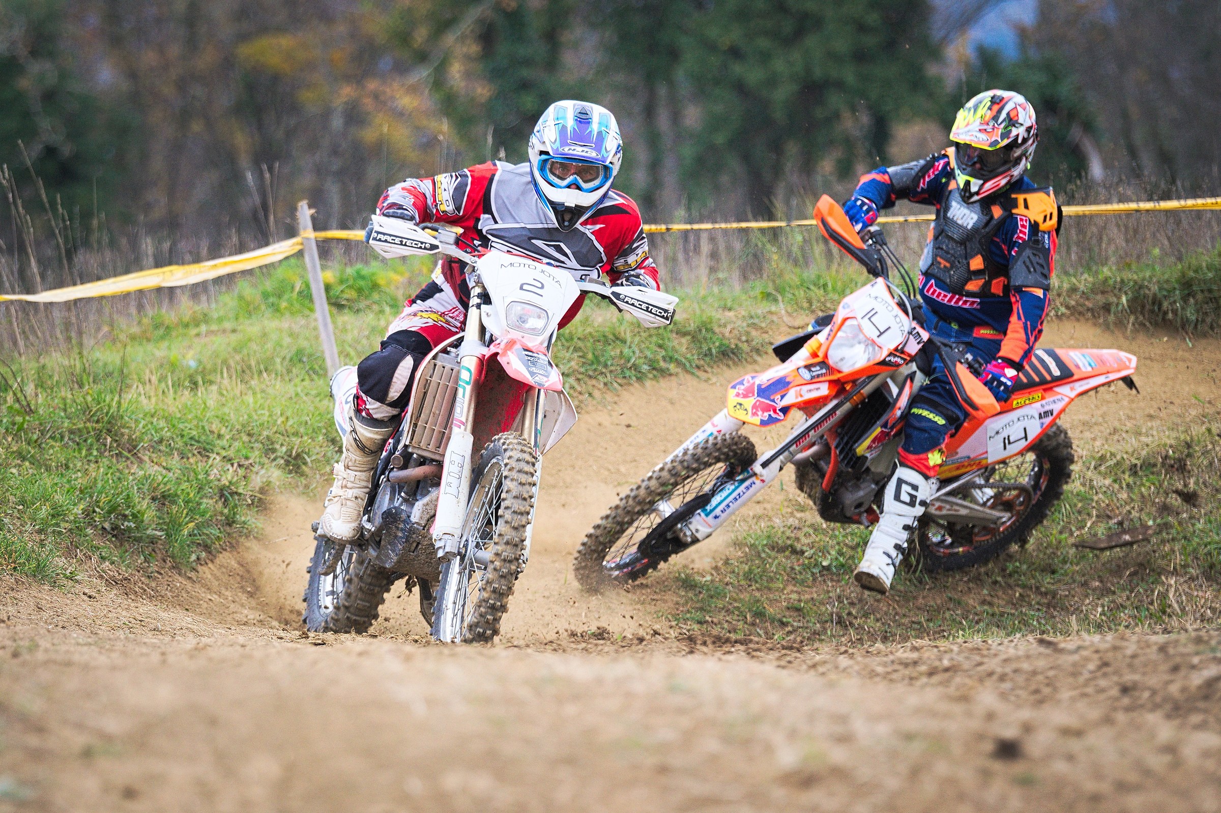 Enduro, fattened field