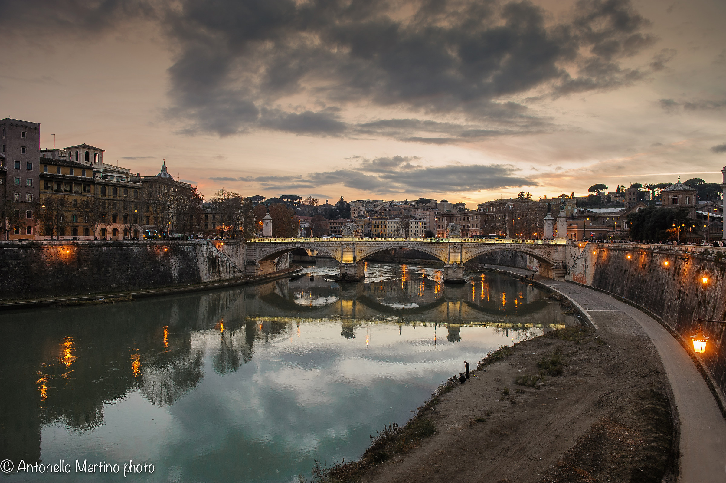 tramonto sul Tevere