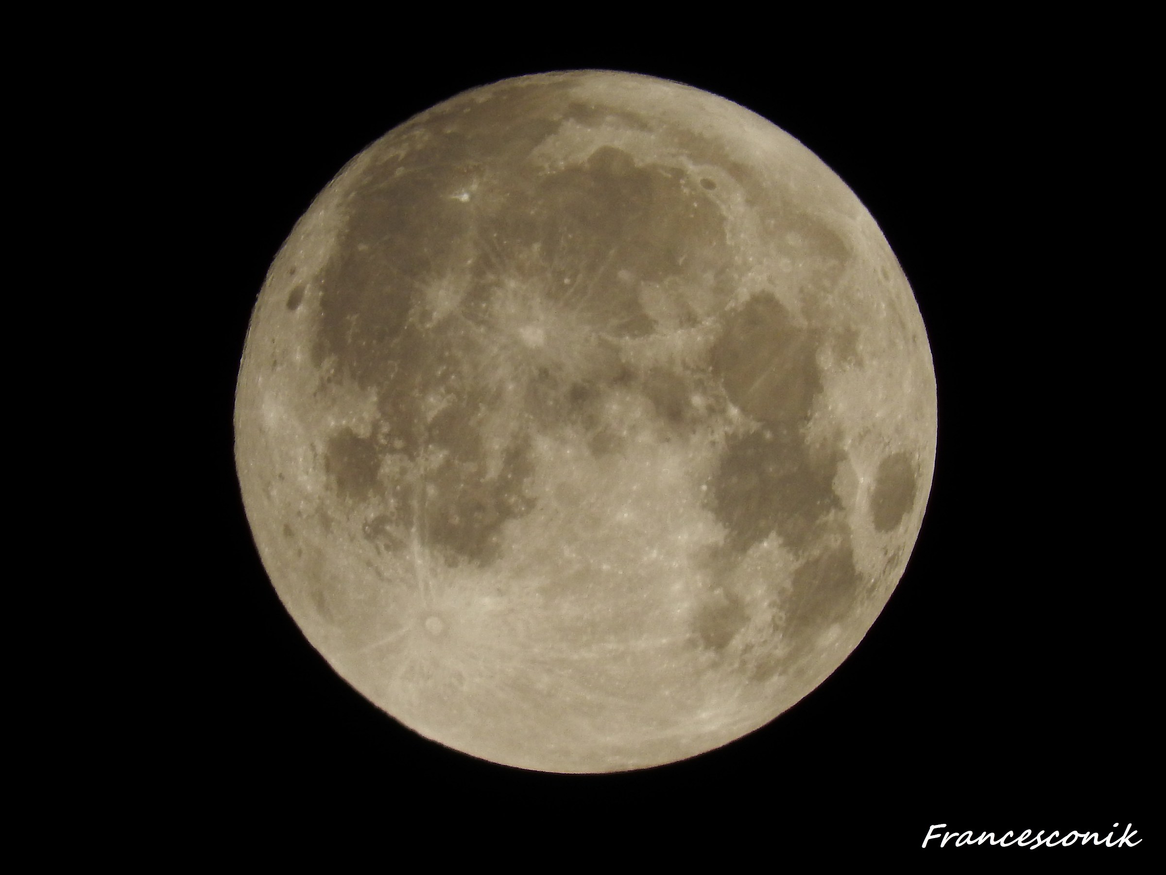 ".....guarda che luna...."