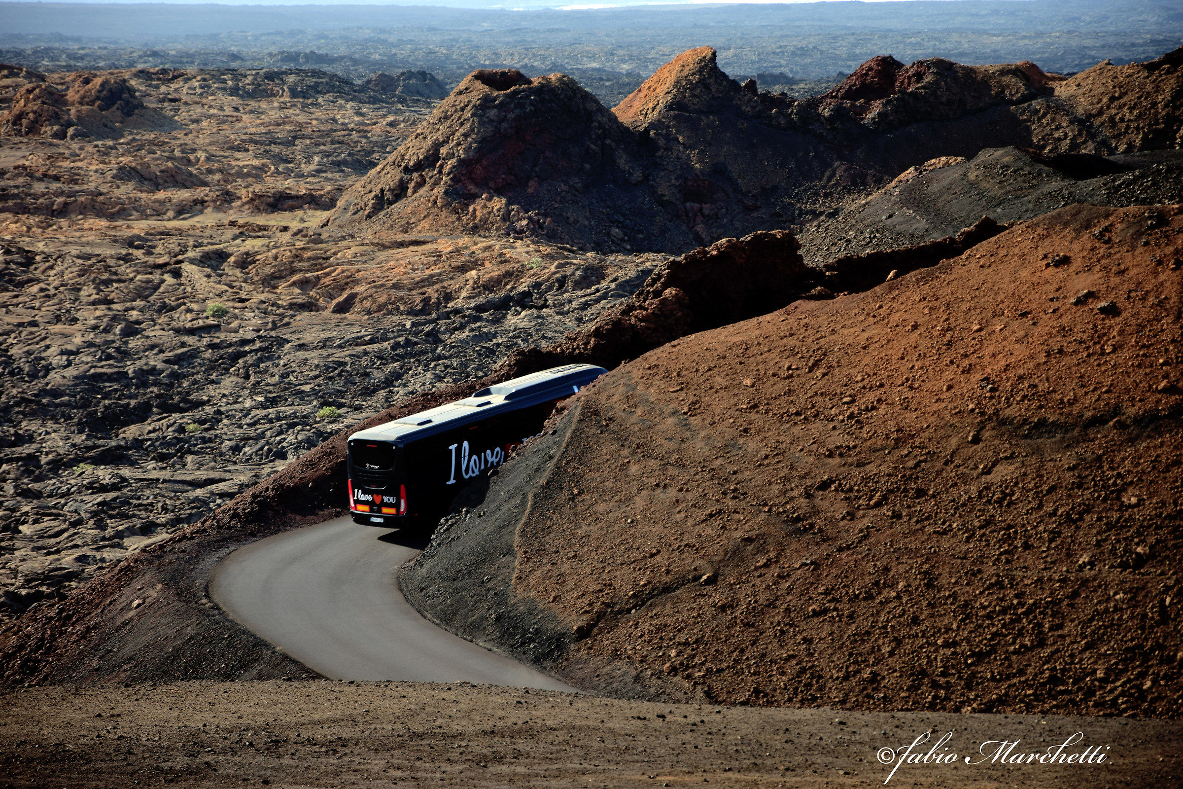 in bus tra i vulcani