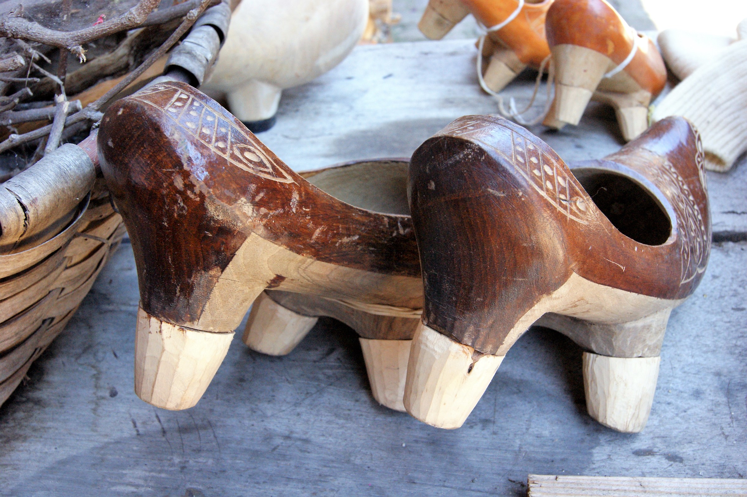 Traditional cantabric wooden skirts