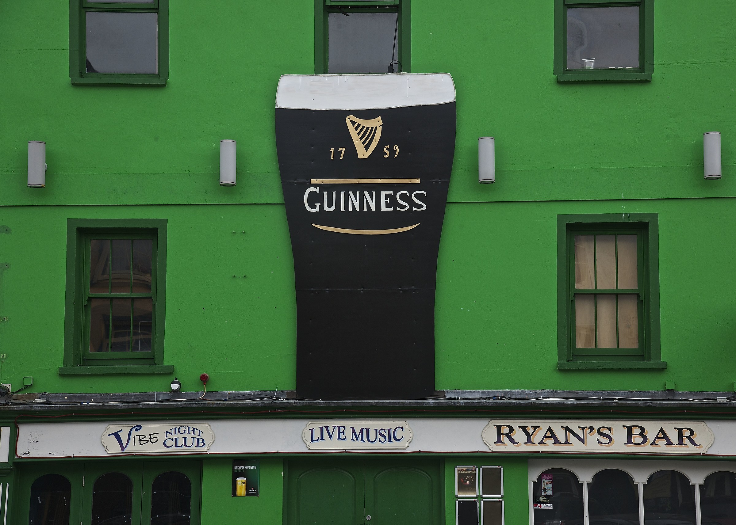 Colors and Guinness from Ireland