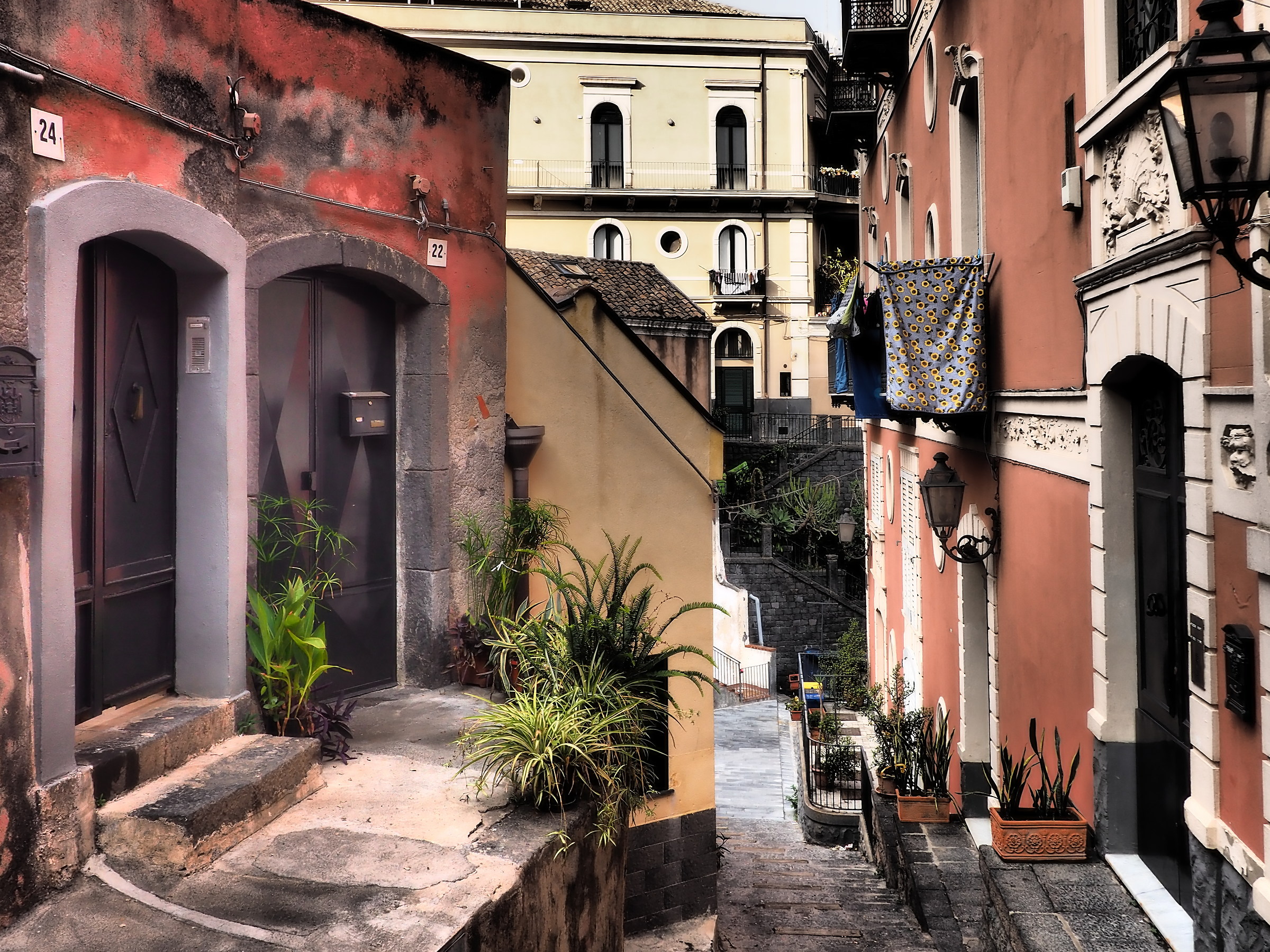 maritime village of S. Maria la Scala 1