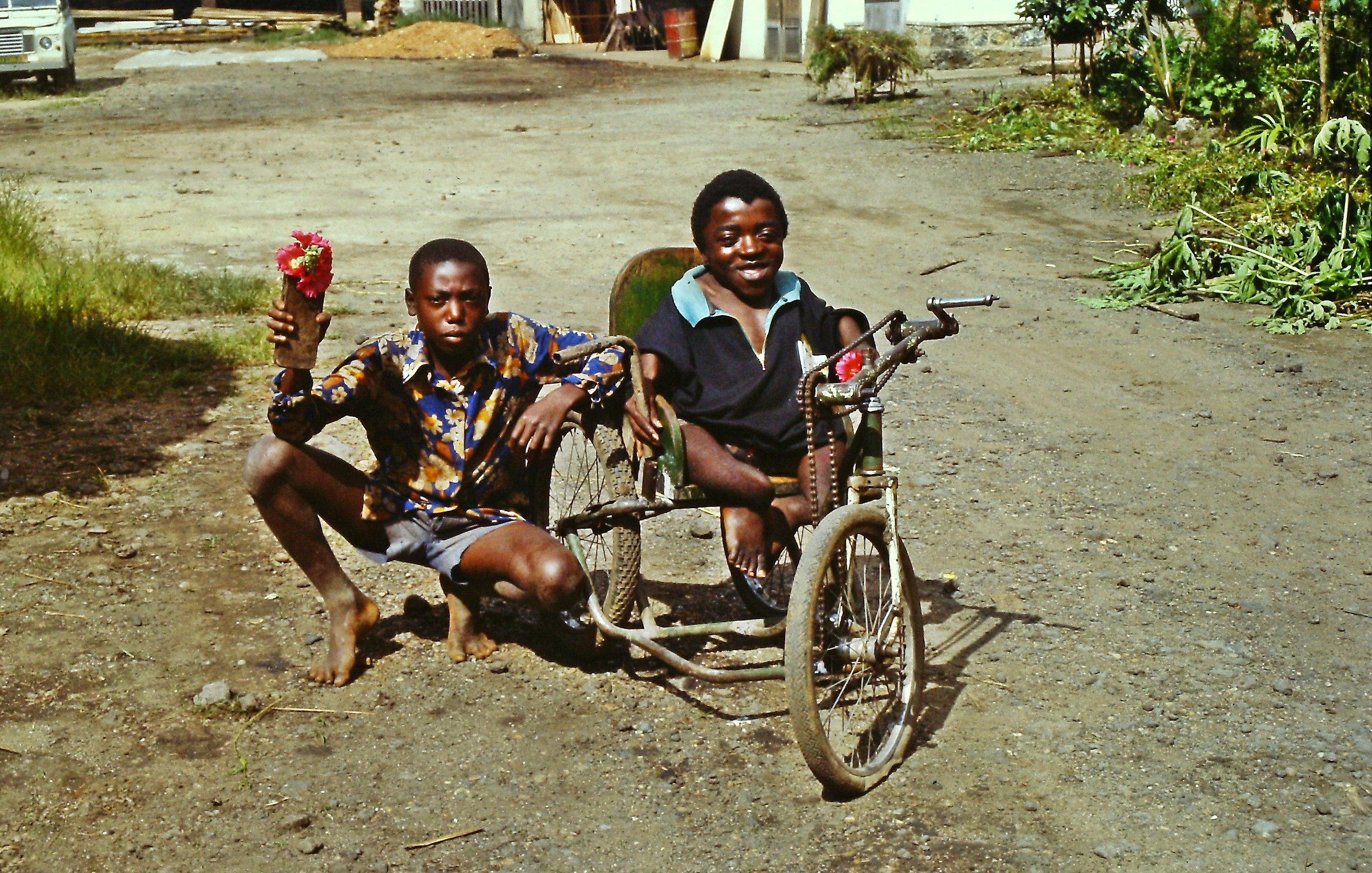 914 - da noi l'importante è farsi il SUV