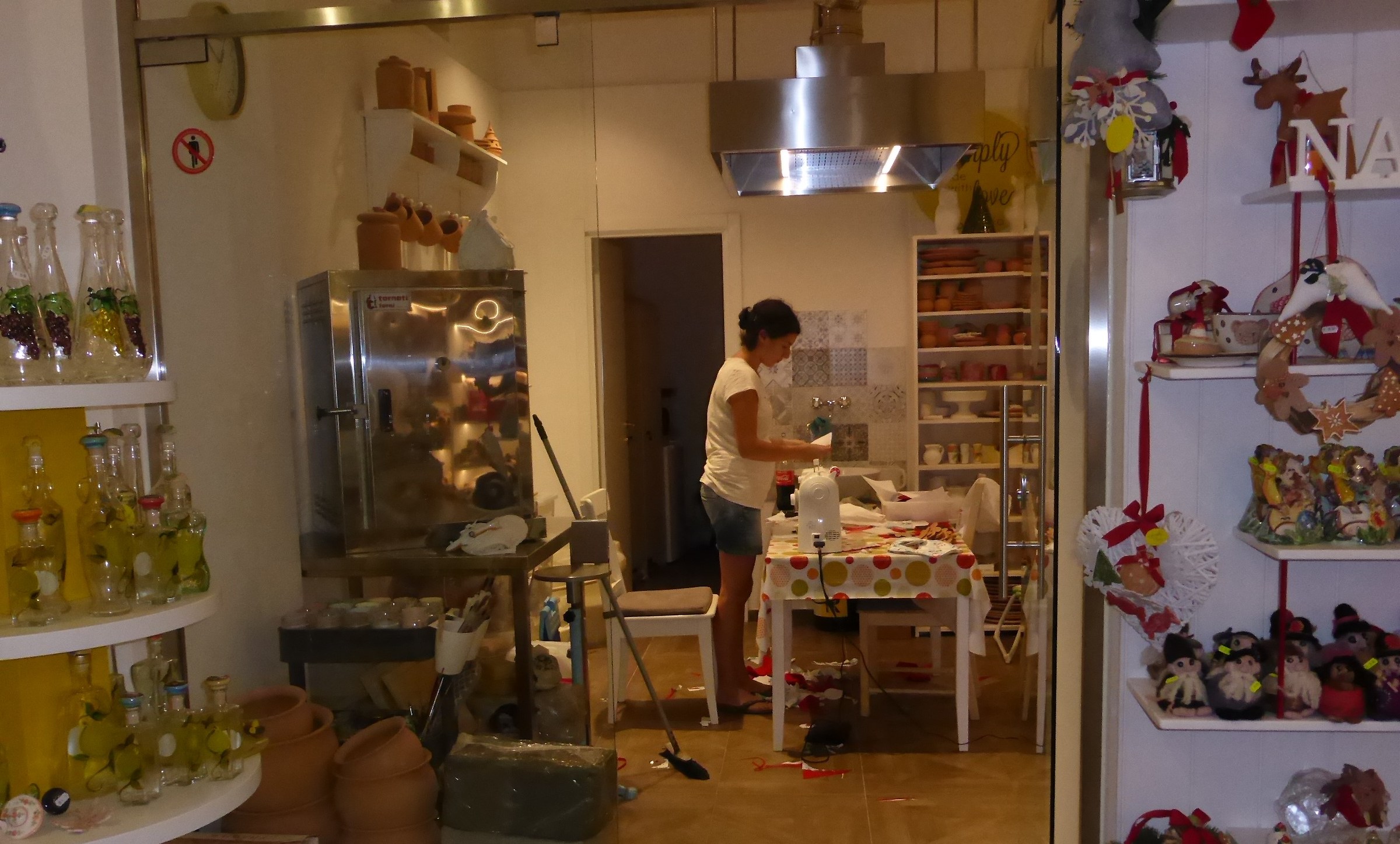 sorrento at souvenir shop