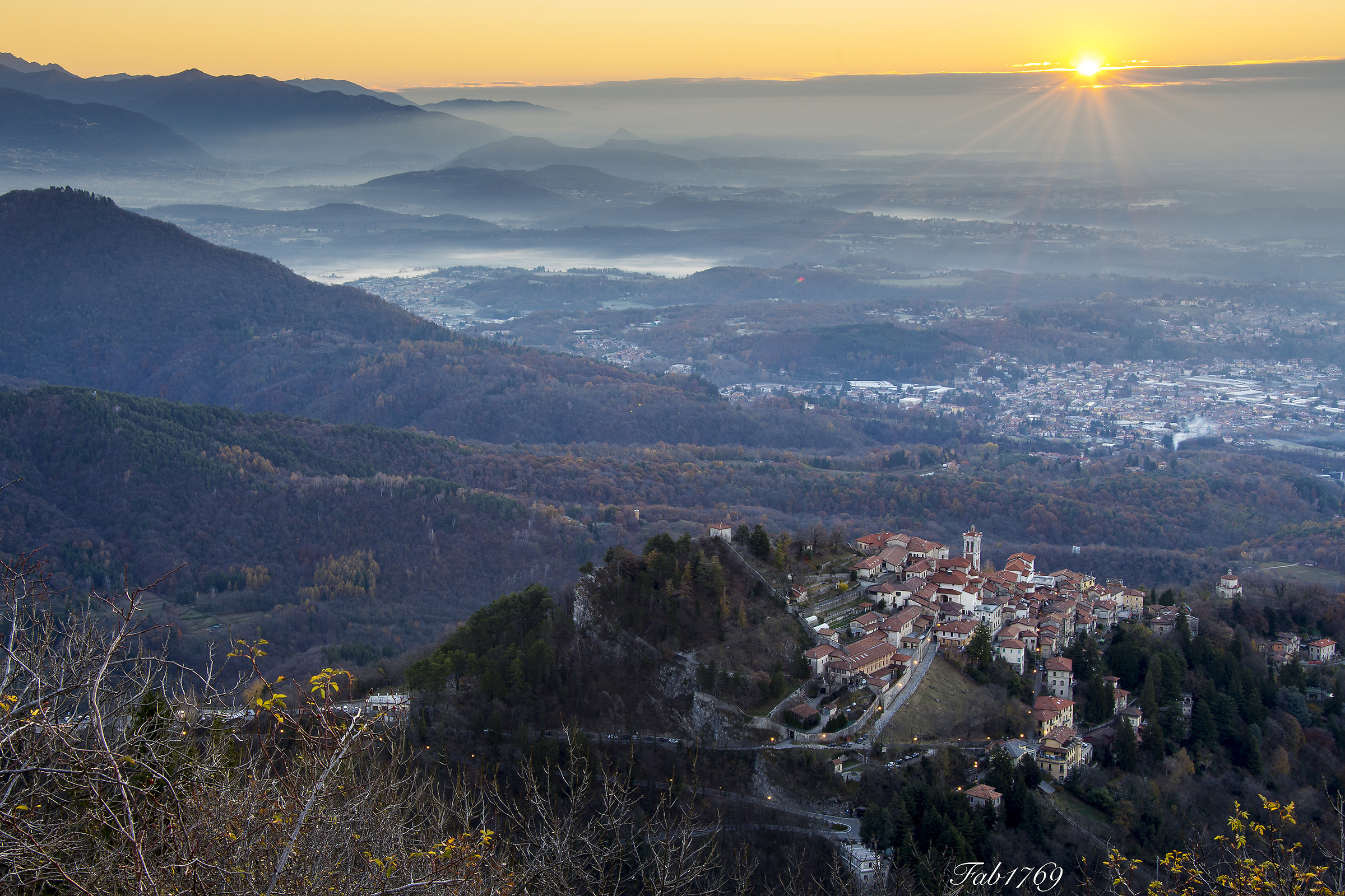 Alba al Sacromonte di Varese
