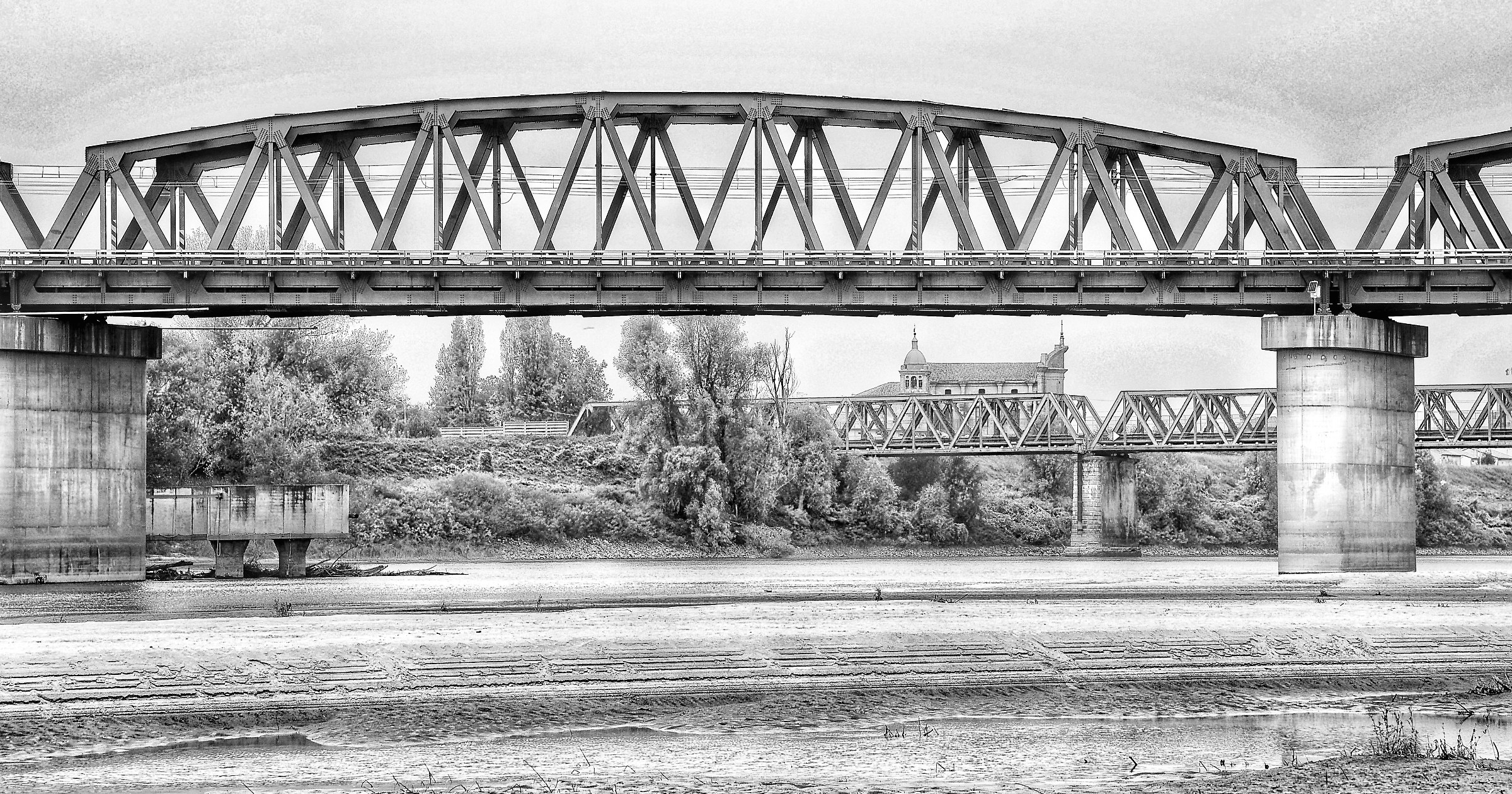 Ponti sul Po,Revere Mantova