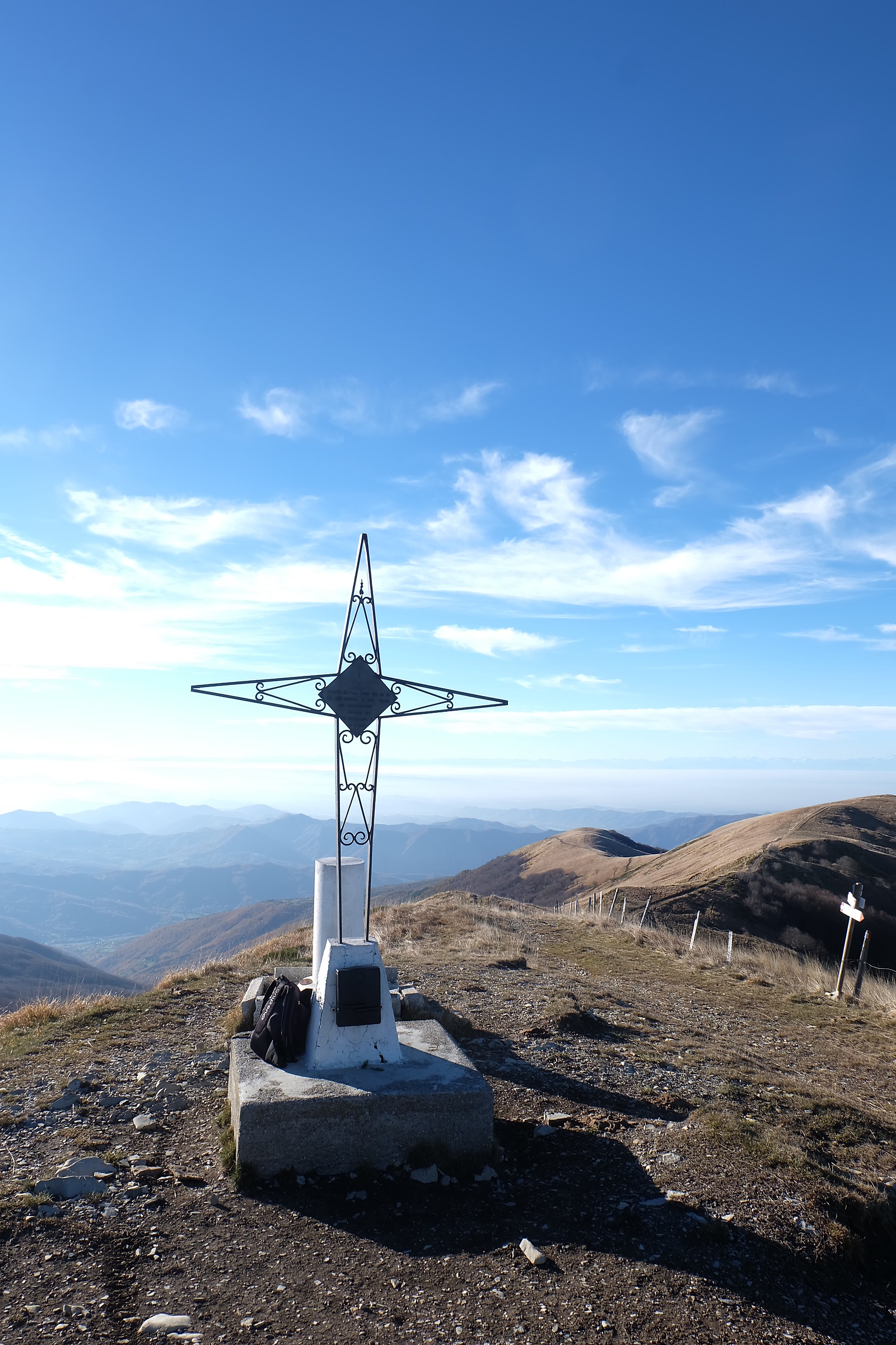 At 1700 meters ... stands the Cross of the Ebbro