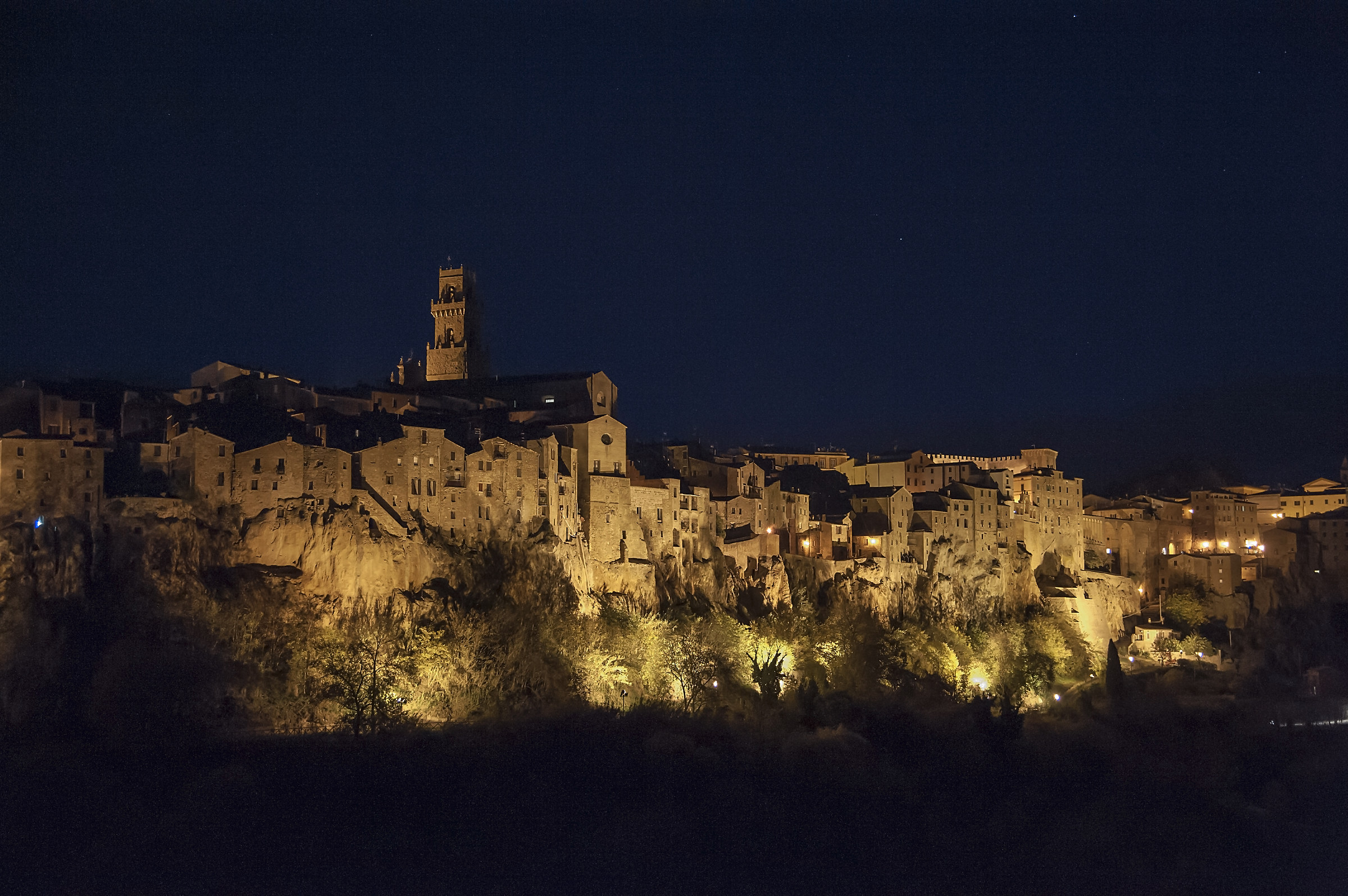 Pitigliano by night